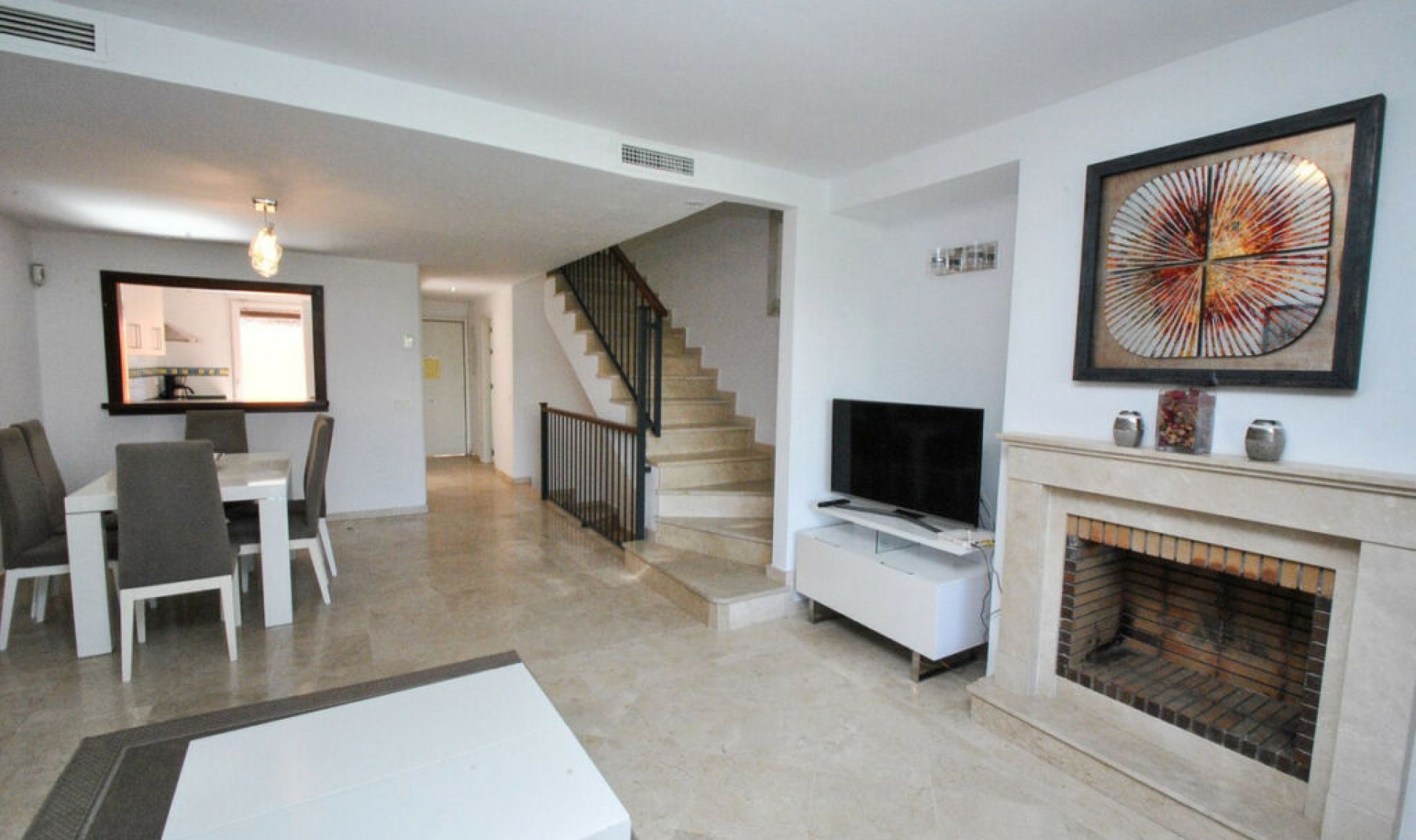 Resale - House -
Cabopino