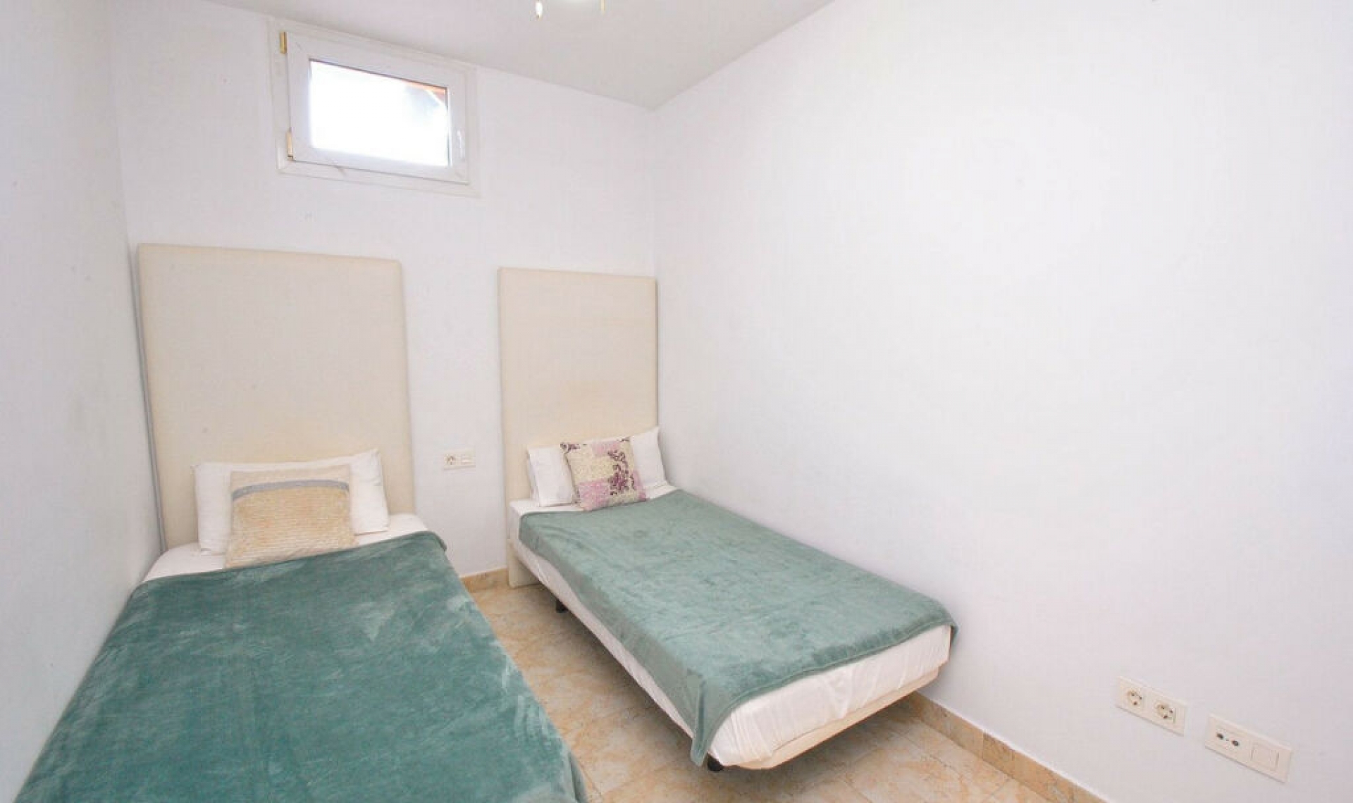 Resale - House -
Cabopino