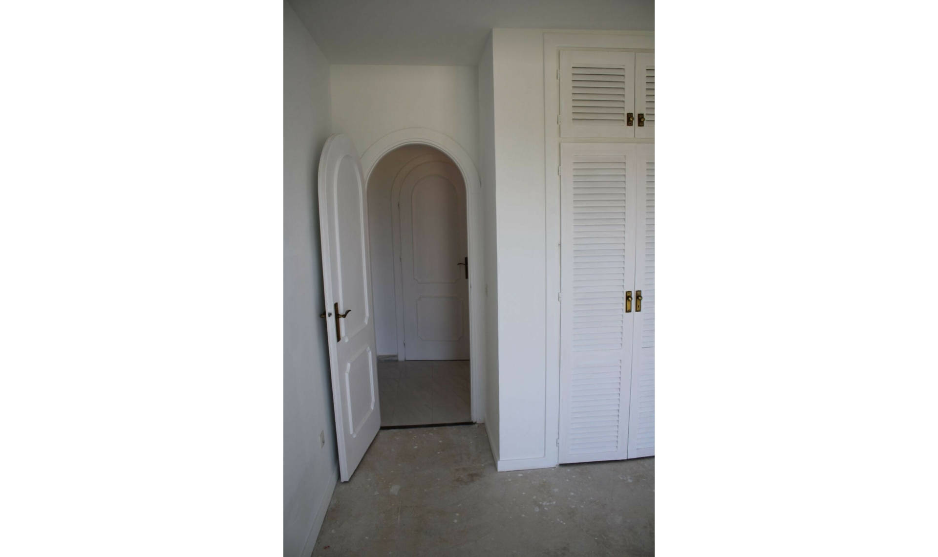 Resale - House -
Cabopino