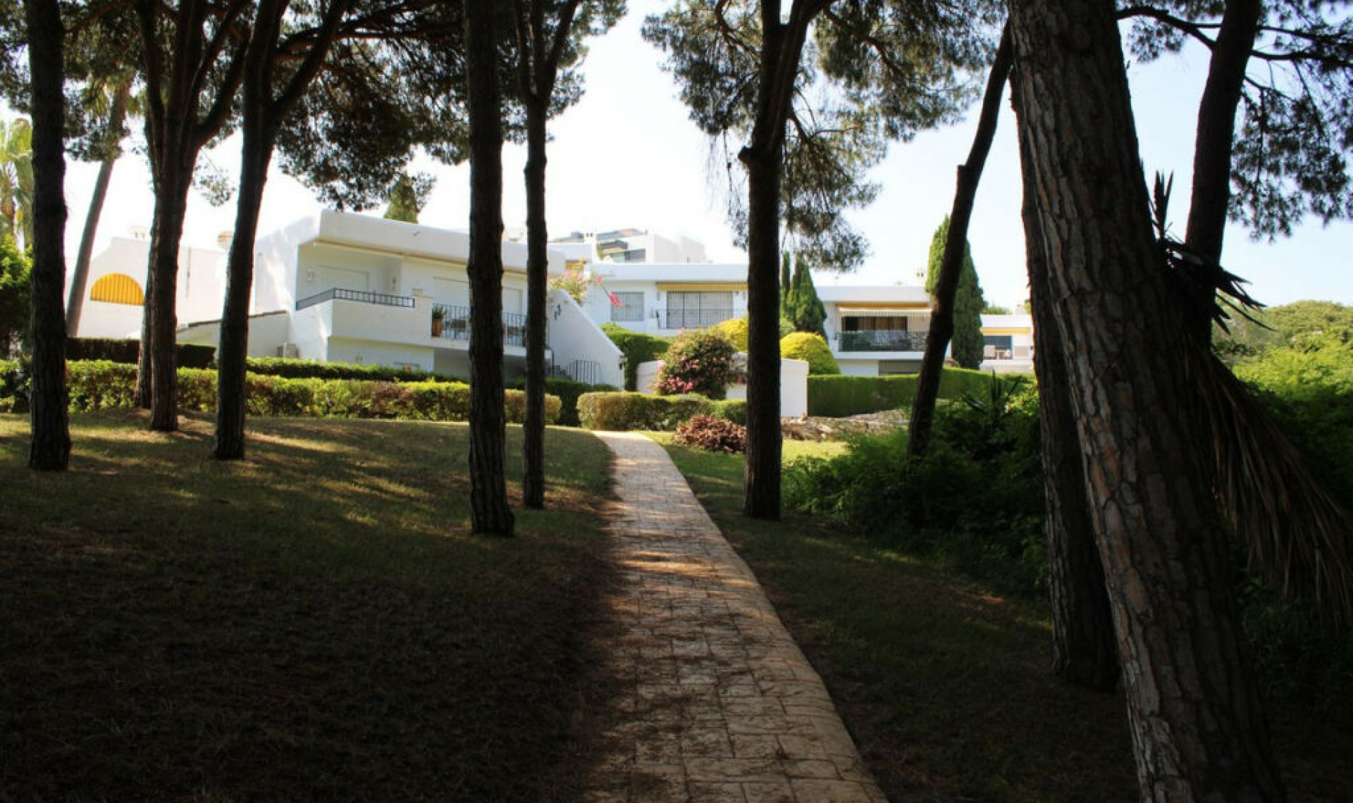 Resale - House -
Cabopino
