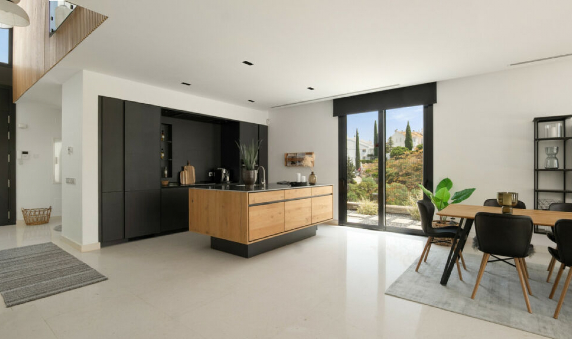 Resale - House -
Cabopino