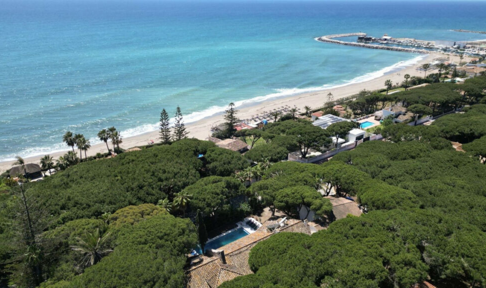 Resale - House -
Cabopino