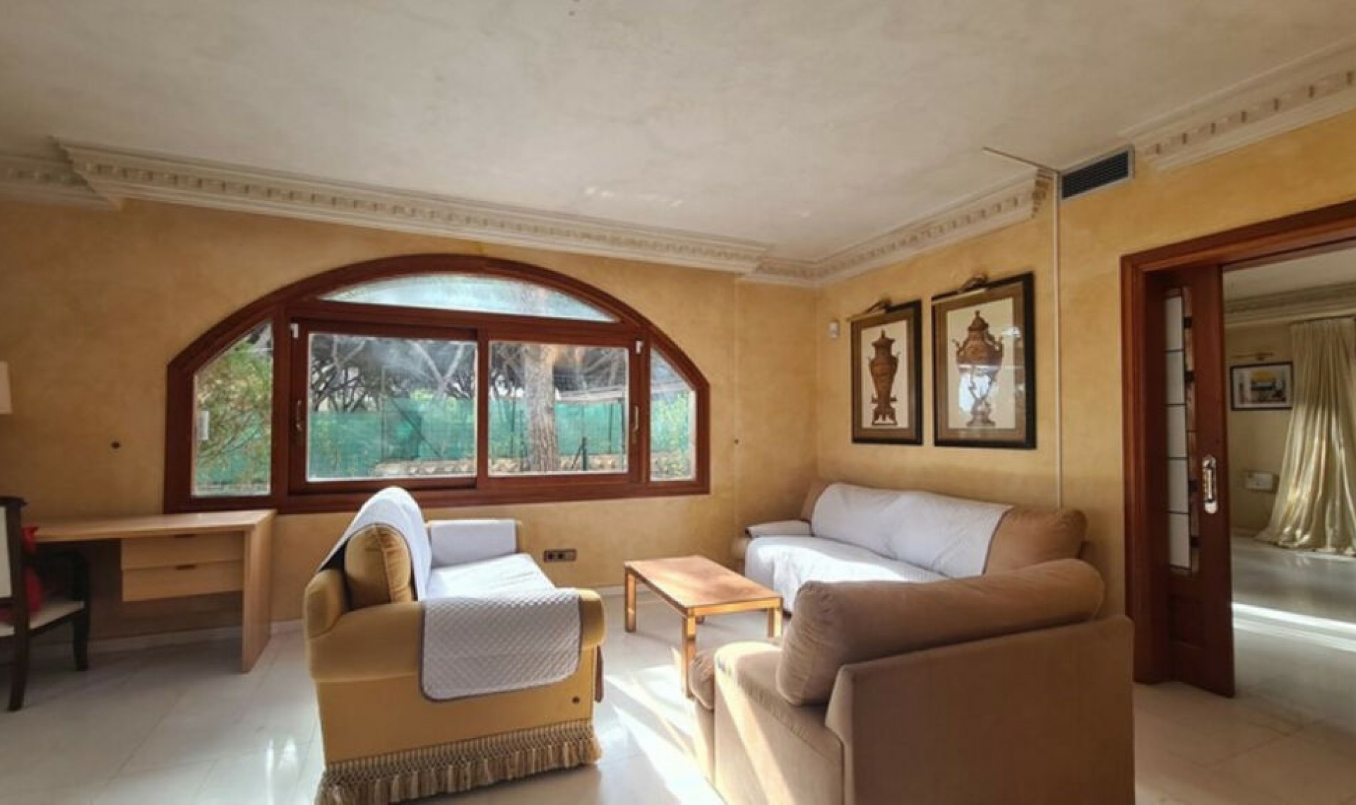 Resale - House -
Cabopino