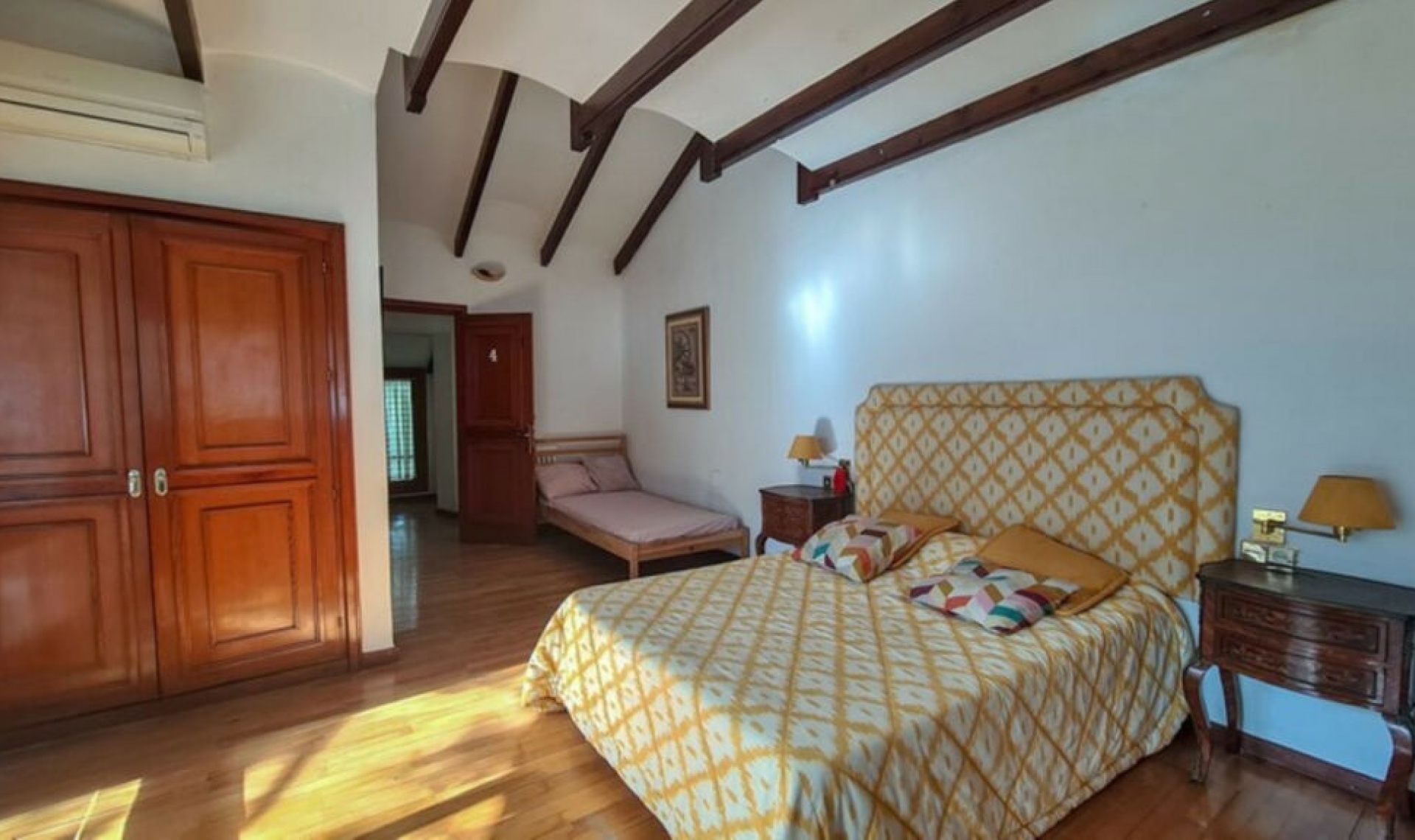 Resale - House -
Cabopino