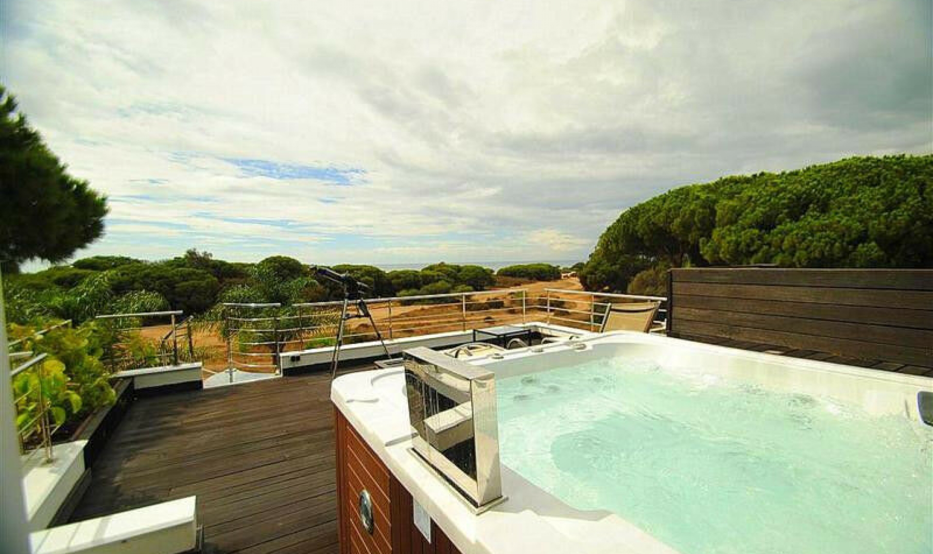 Resale - House -
Cabopino