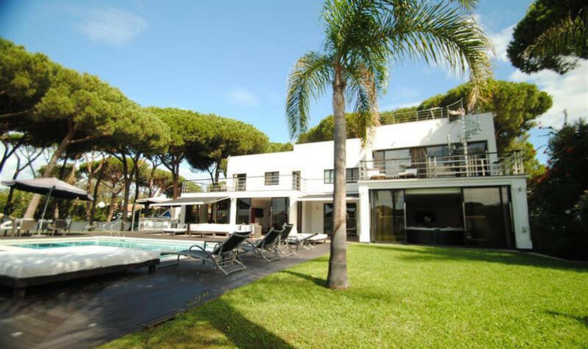 Resale - House -
Cabopino