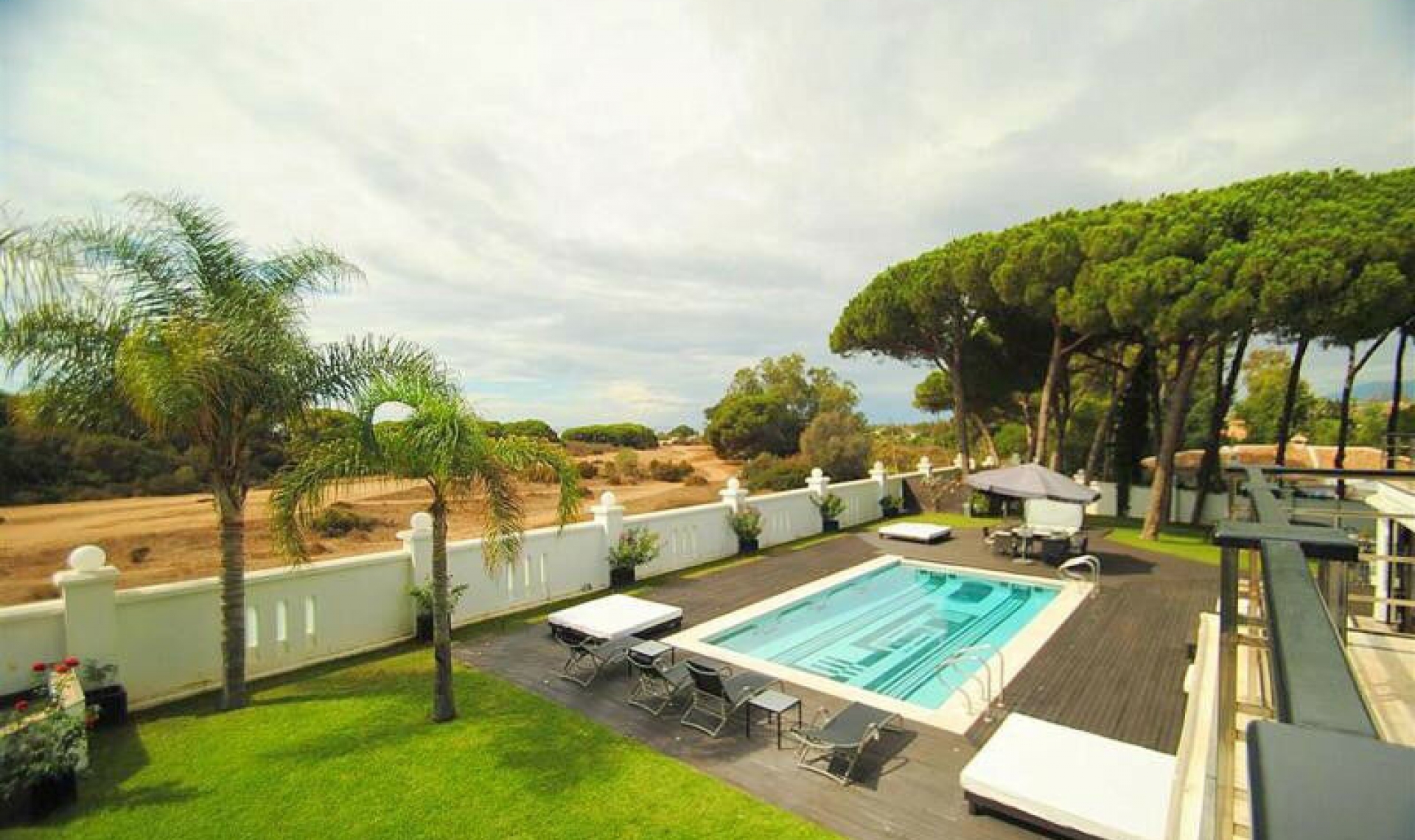 Resale - House -
Cabopino