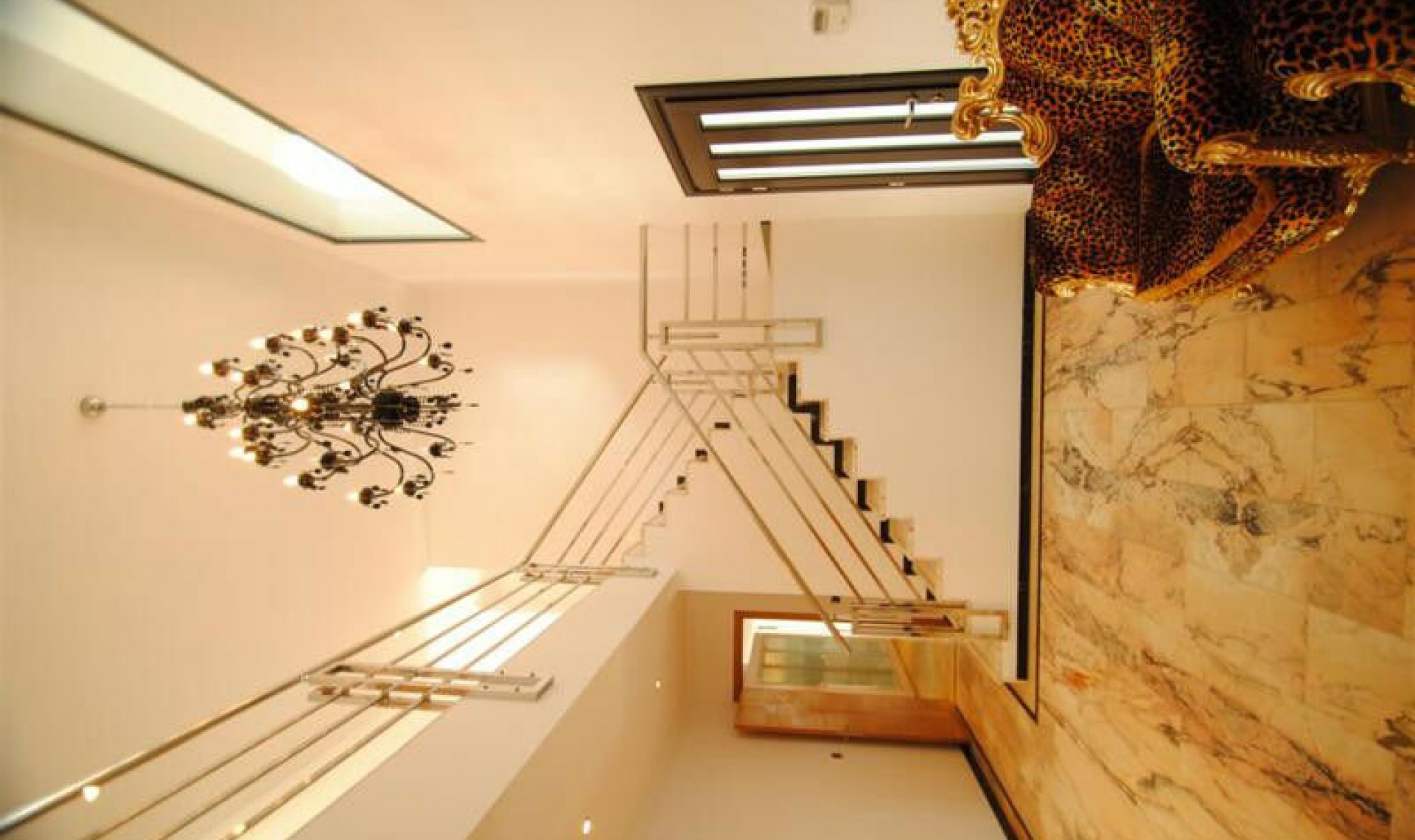 Resale - House -
Cabopino