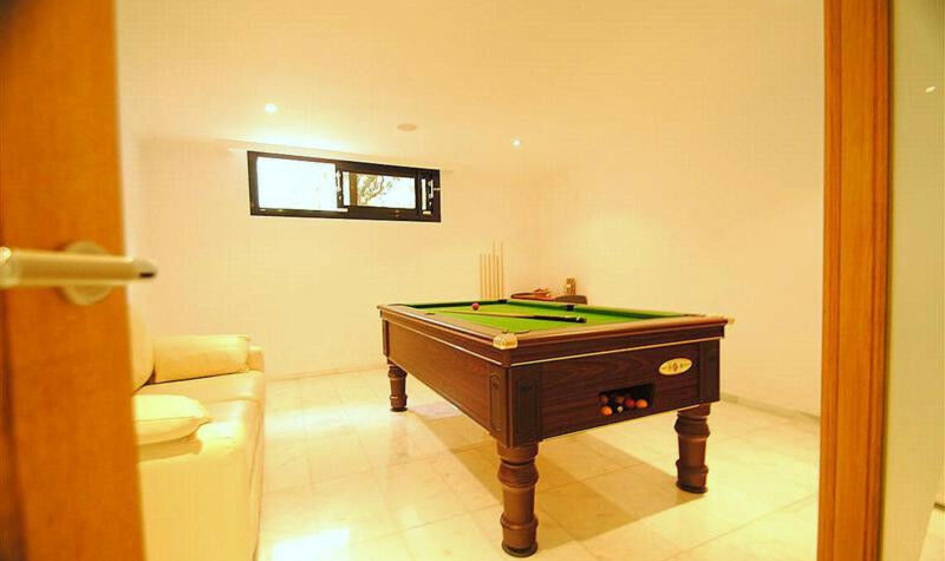 Resale - House -
Cabopino