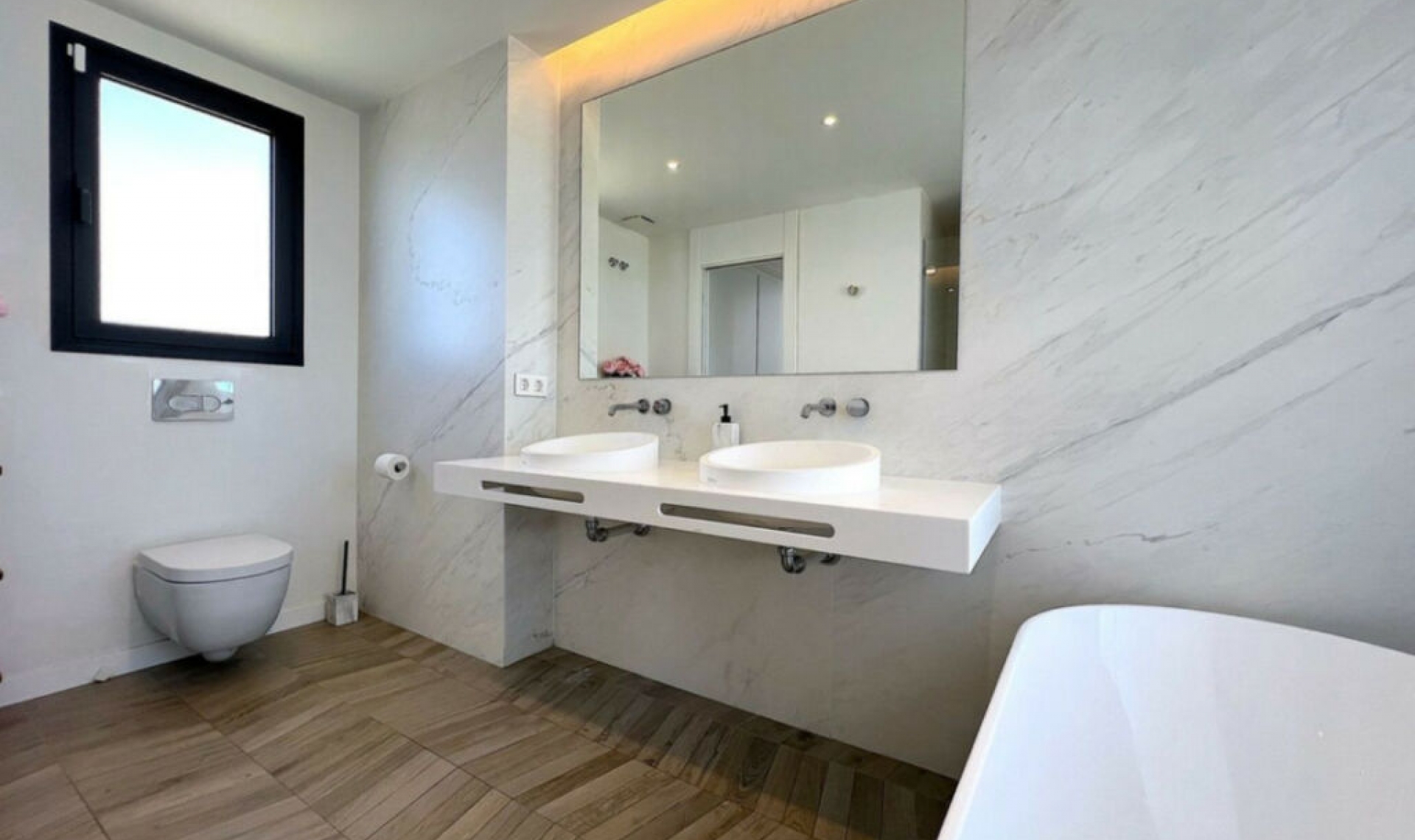 Resale - House -
Cabopino