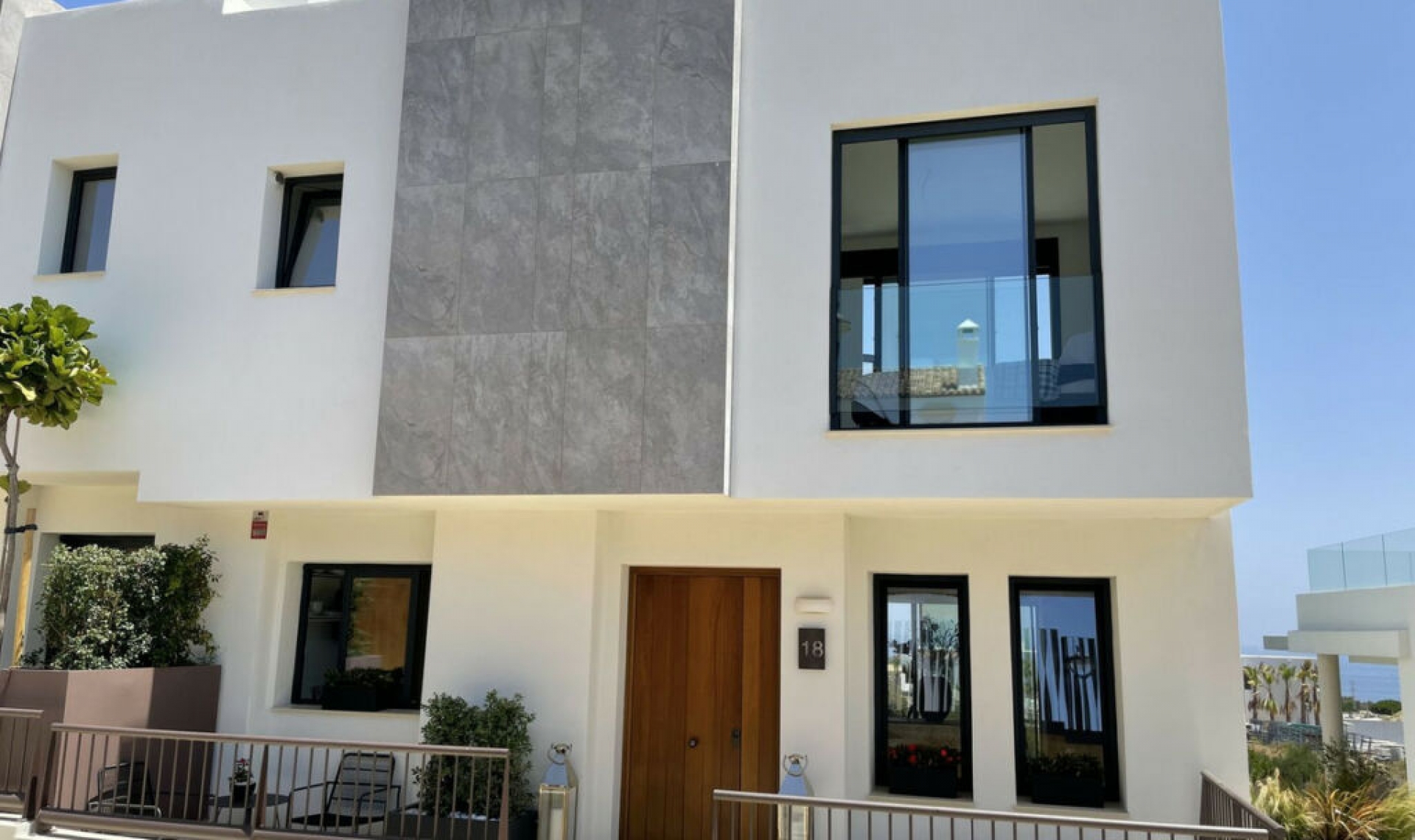 Resale - House -
Cabopino