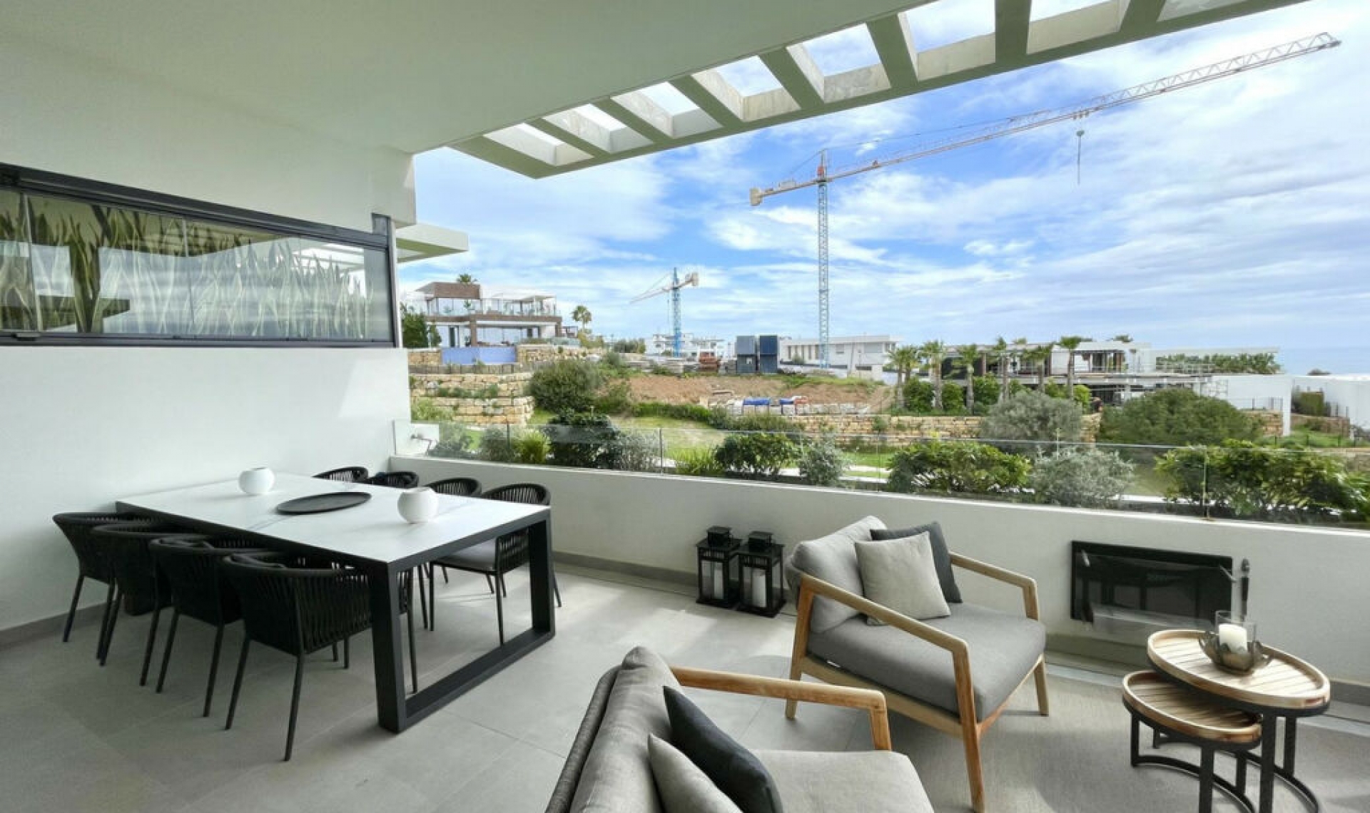 Resale - House -
Cabopino