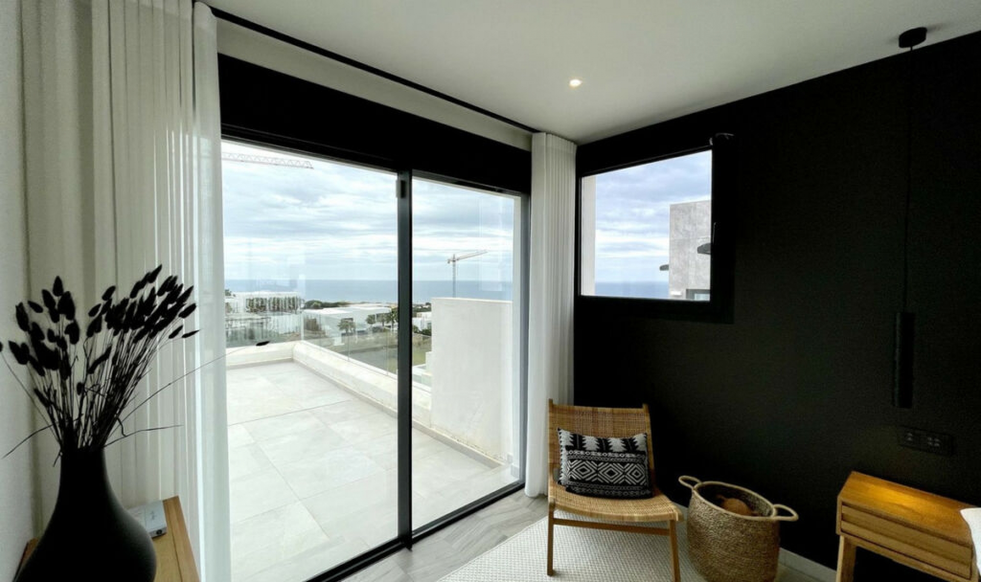 Resale - House -
Cabopino