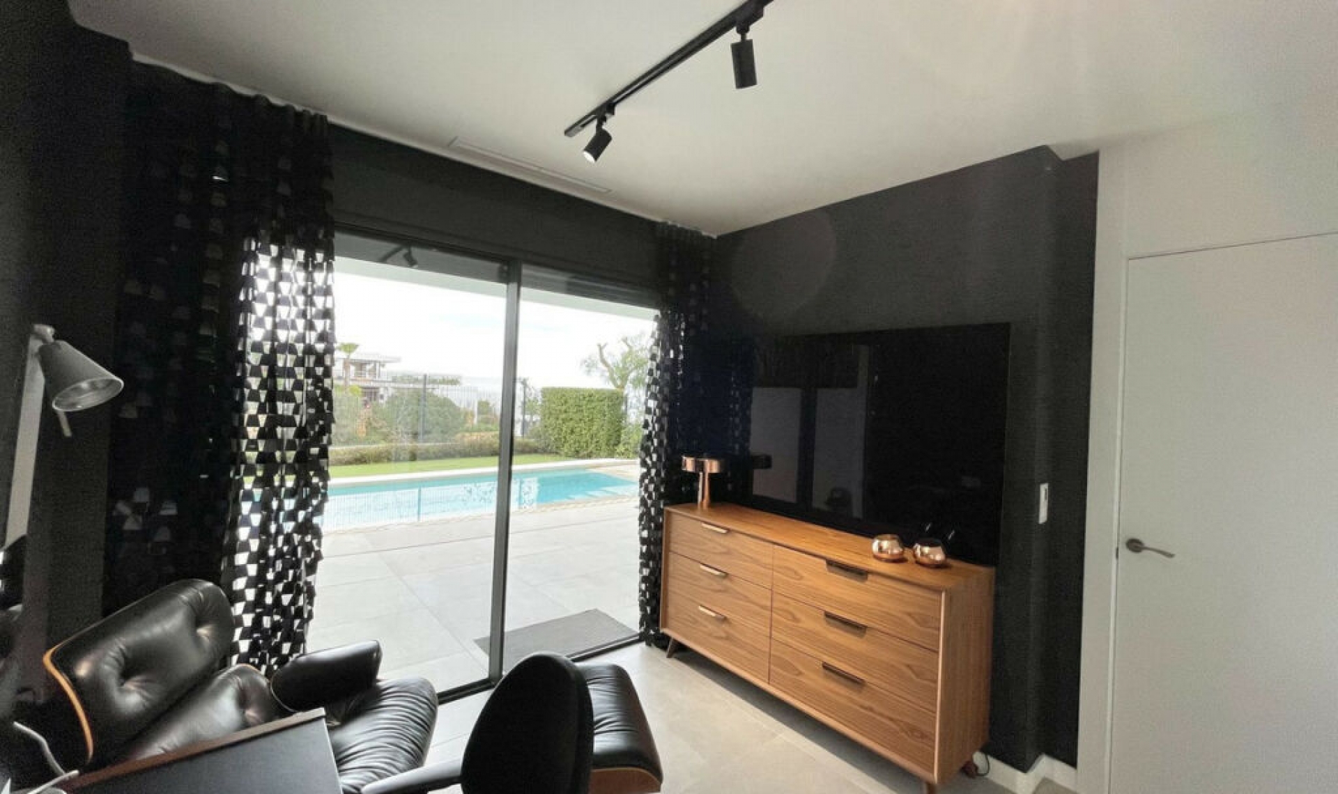 Resale - House -
Cabopino