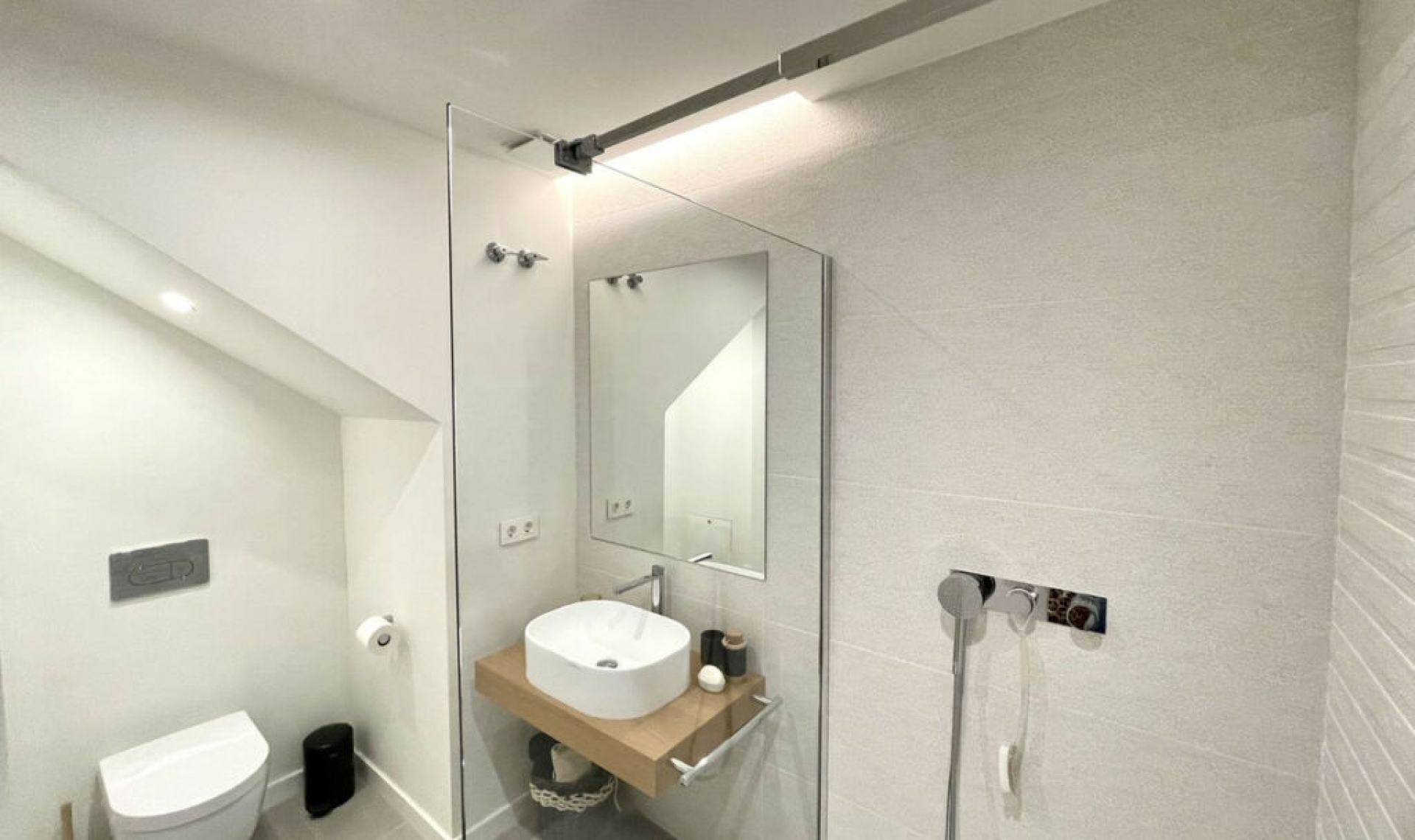 Resale - House -
Cabopino