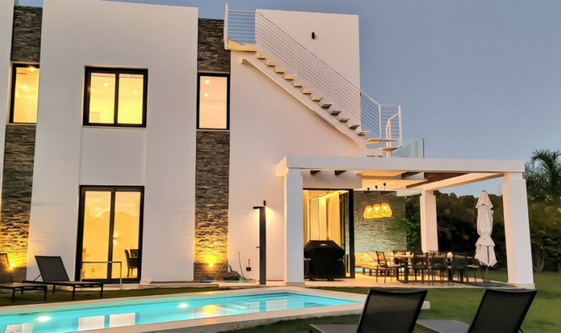 Resale - House -
Cabopino