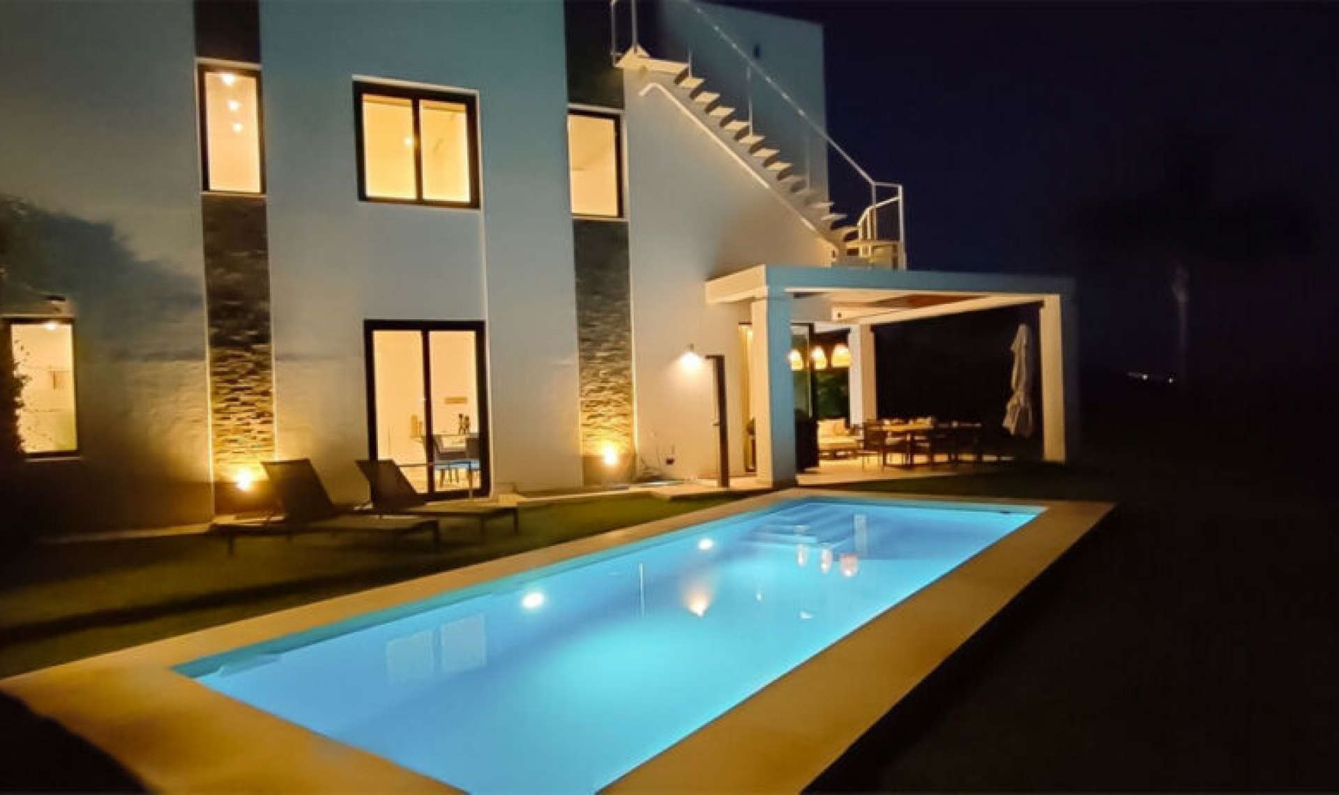 Resale - House -
Cabopino