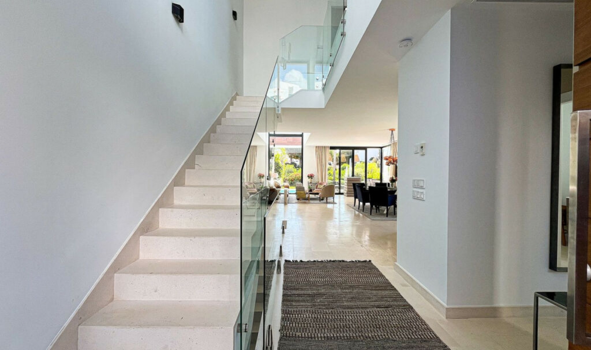 Resale - House -
Cabopino
