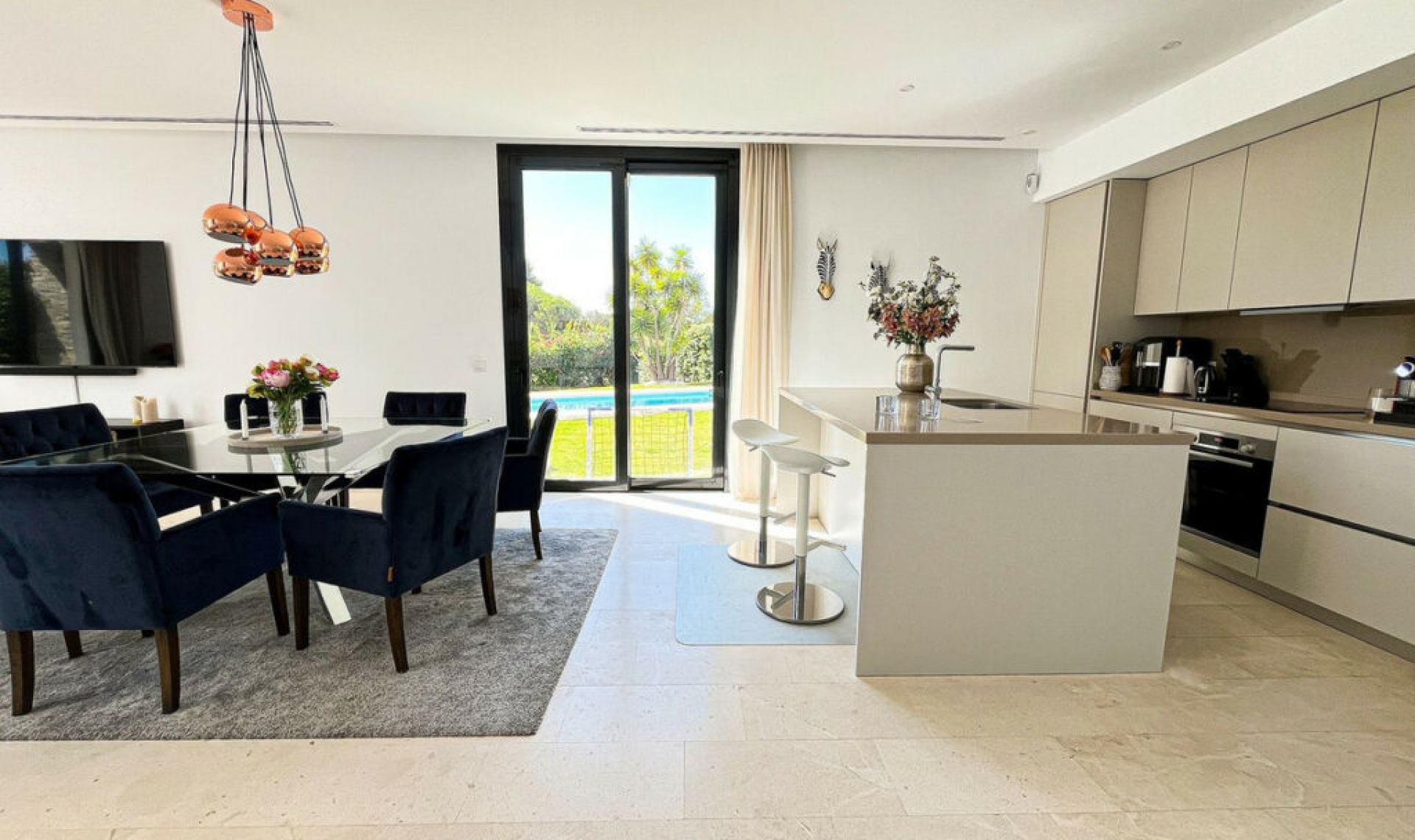 Resale - House -
Cabopino