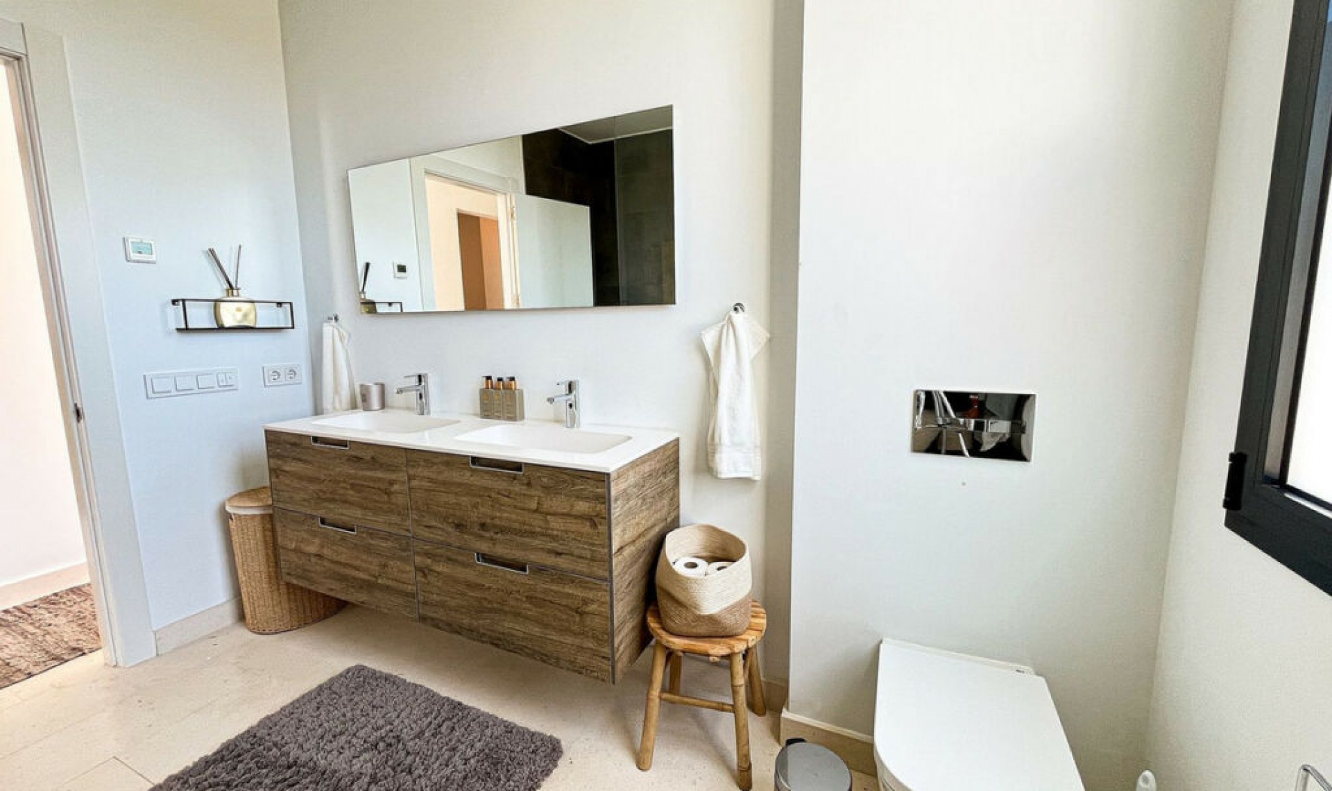 Resale - House -
Cabopino