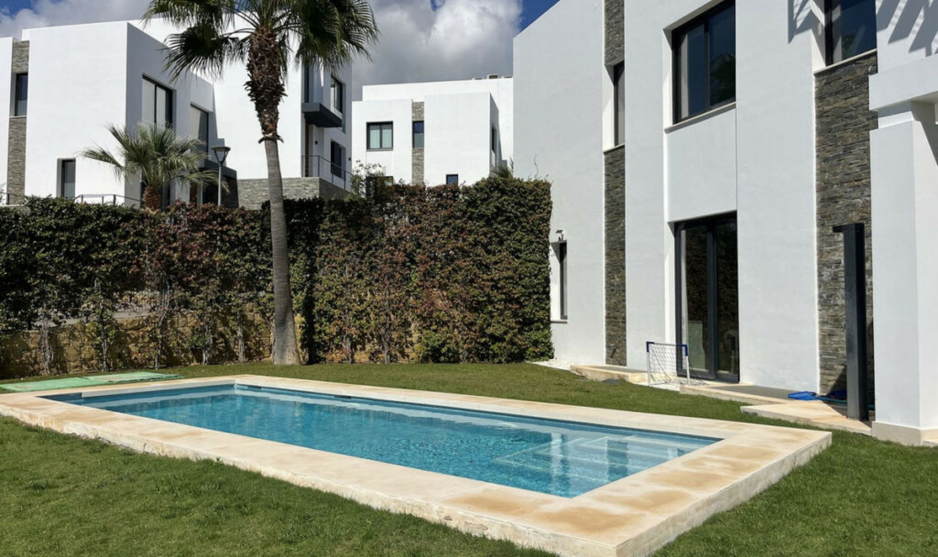 Resale - House -
Cabopino