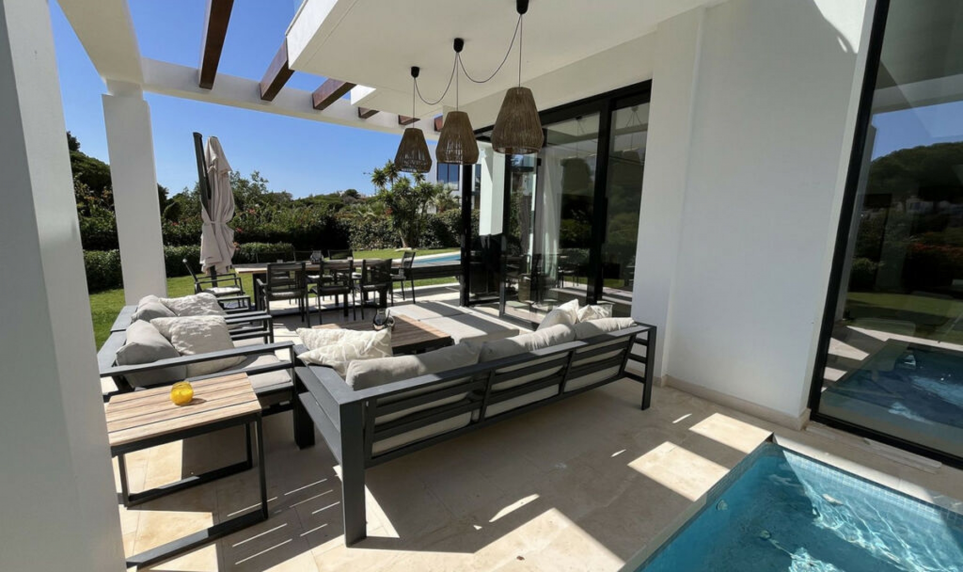 Resale - House -
Cabopino