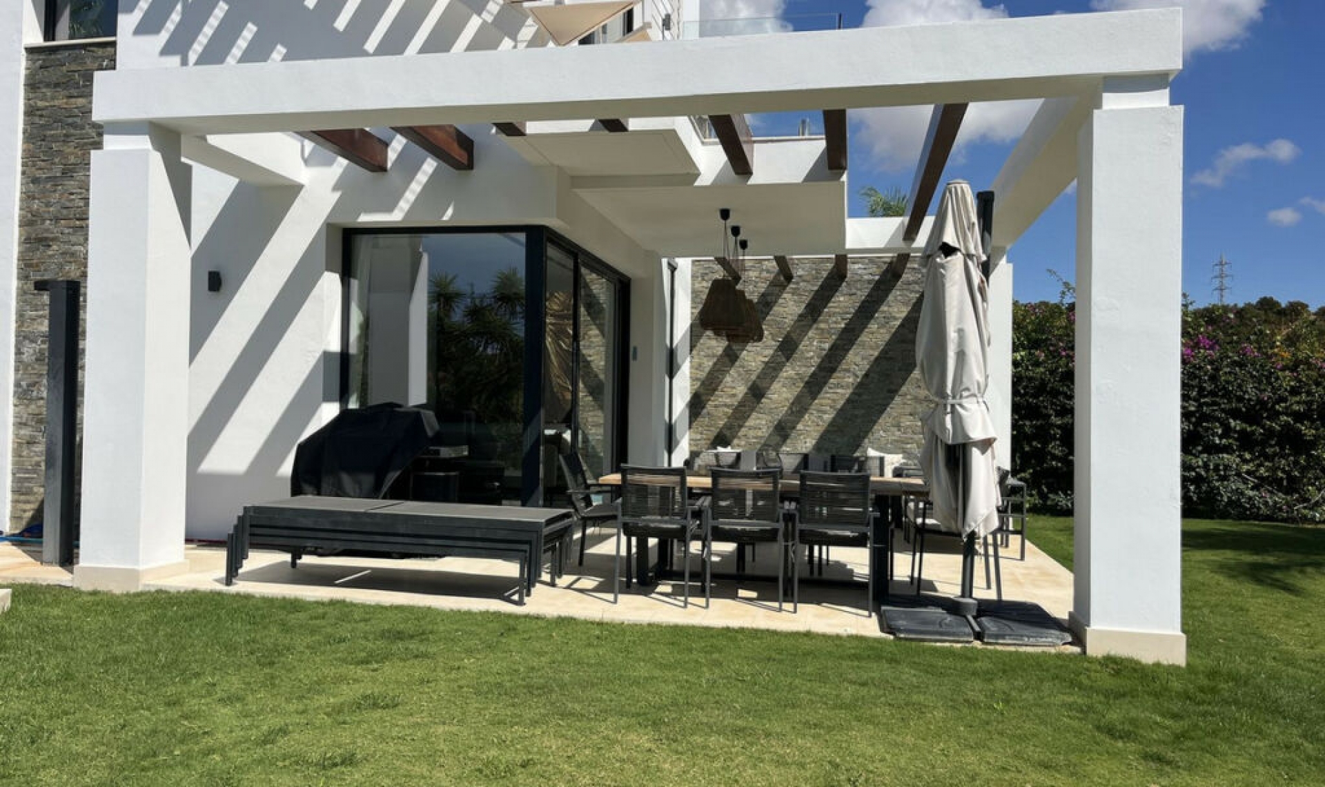 Resale - House -
Cabopino