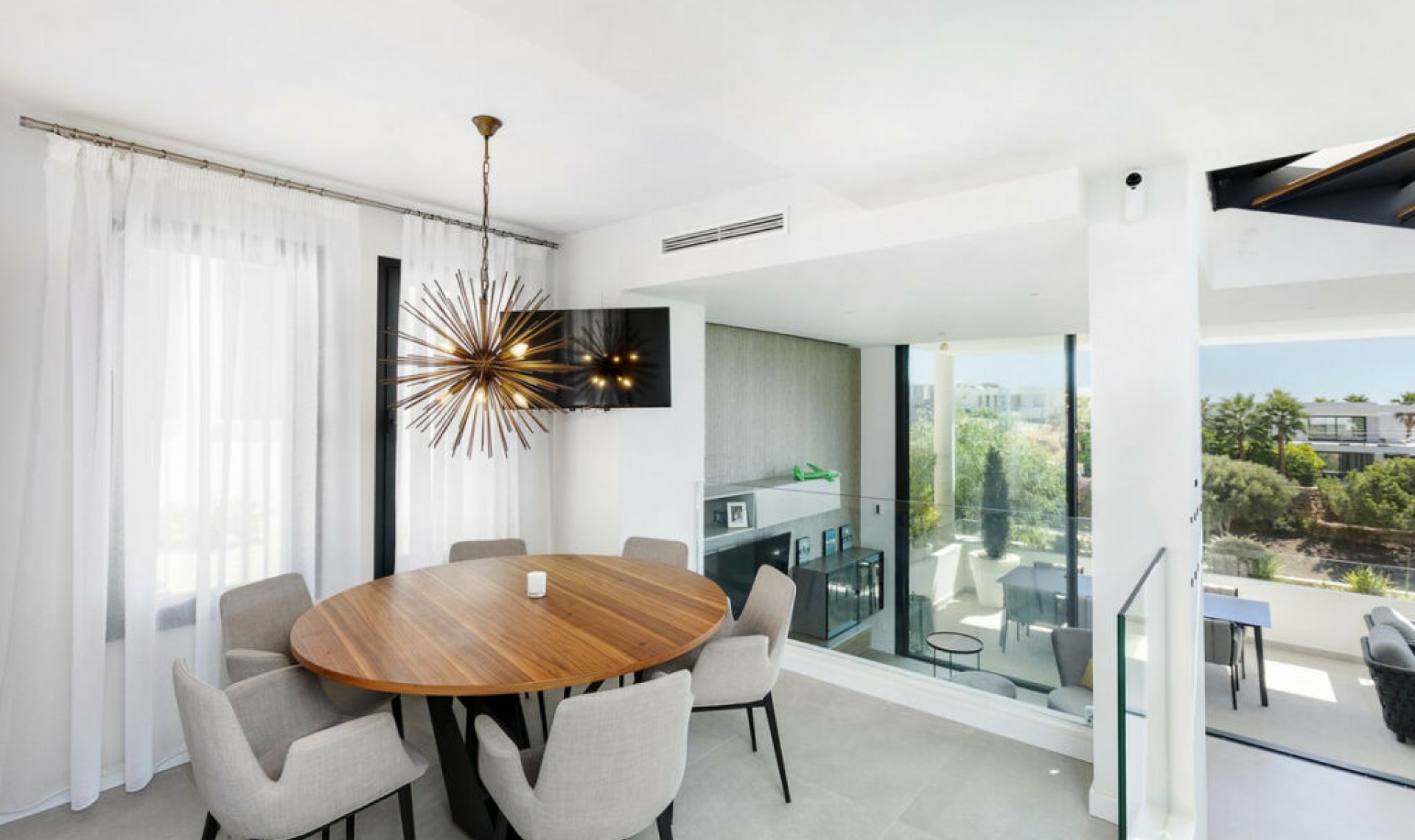 Resale - House -
Cabopino
