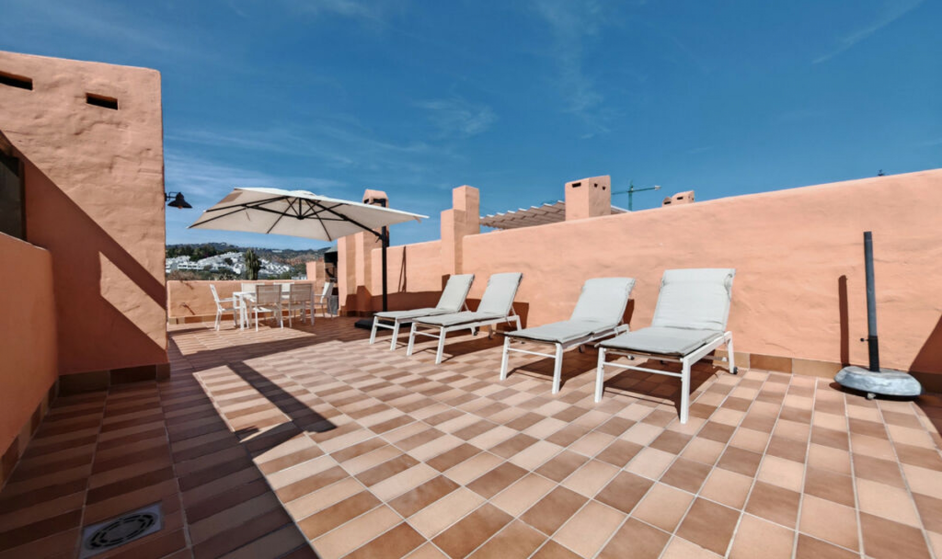 Resale - House -
Cabopino