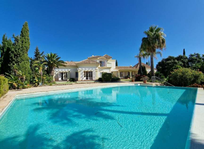 Resale - House -
Calahonda