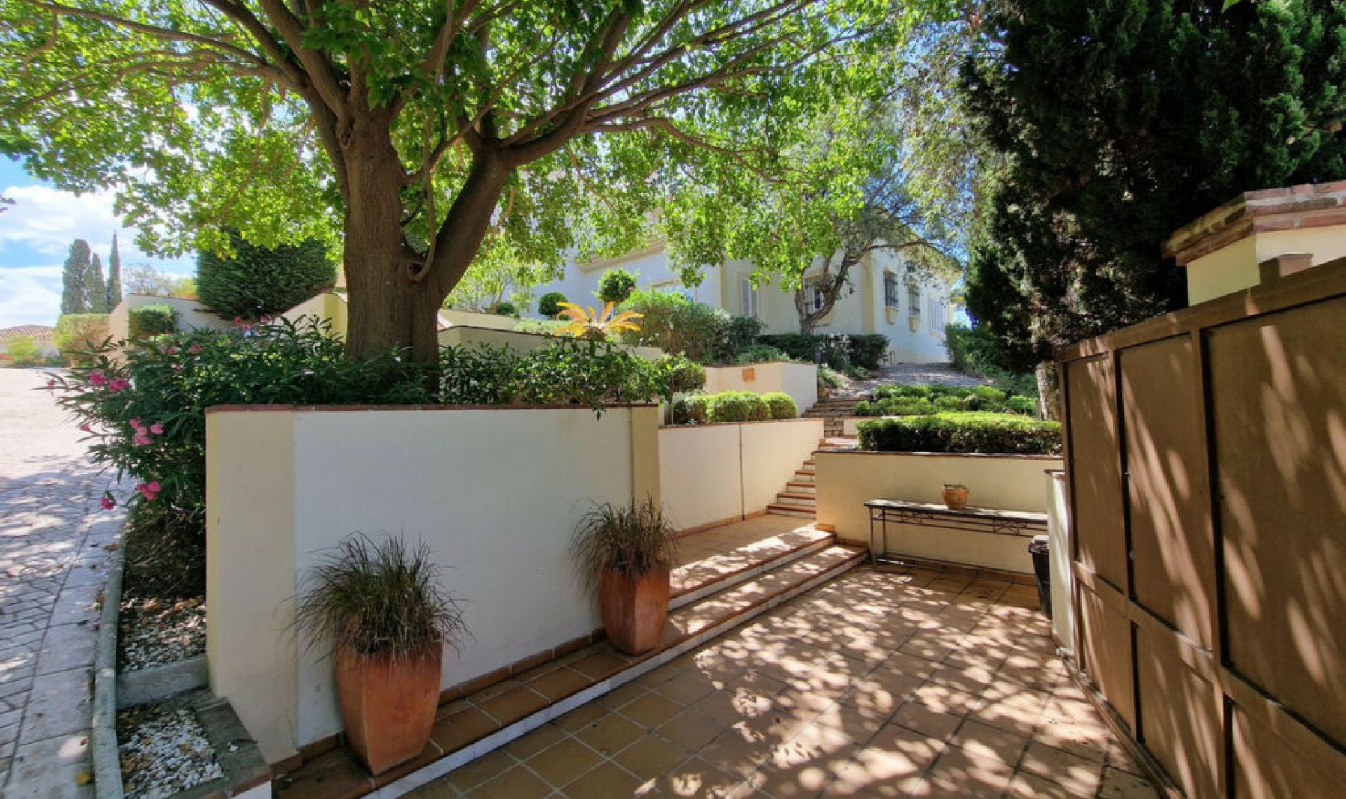 Resale - House -
Calahonda