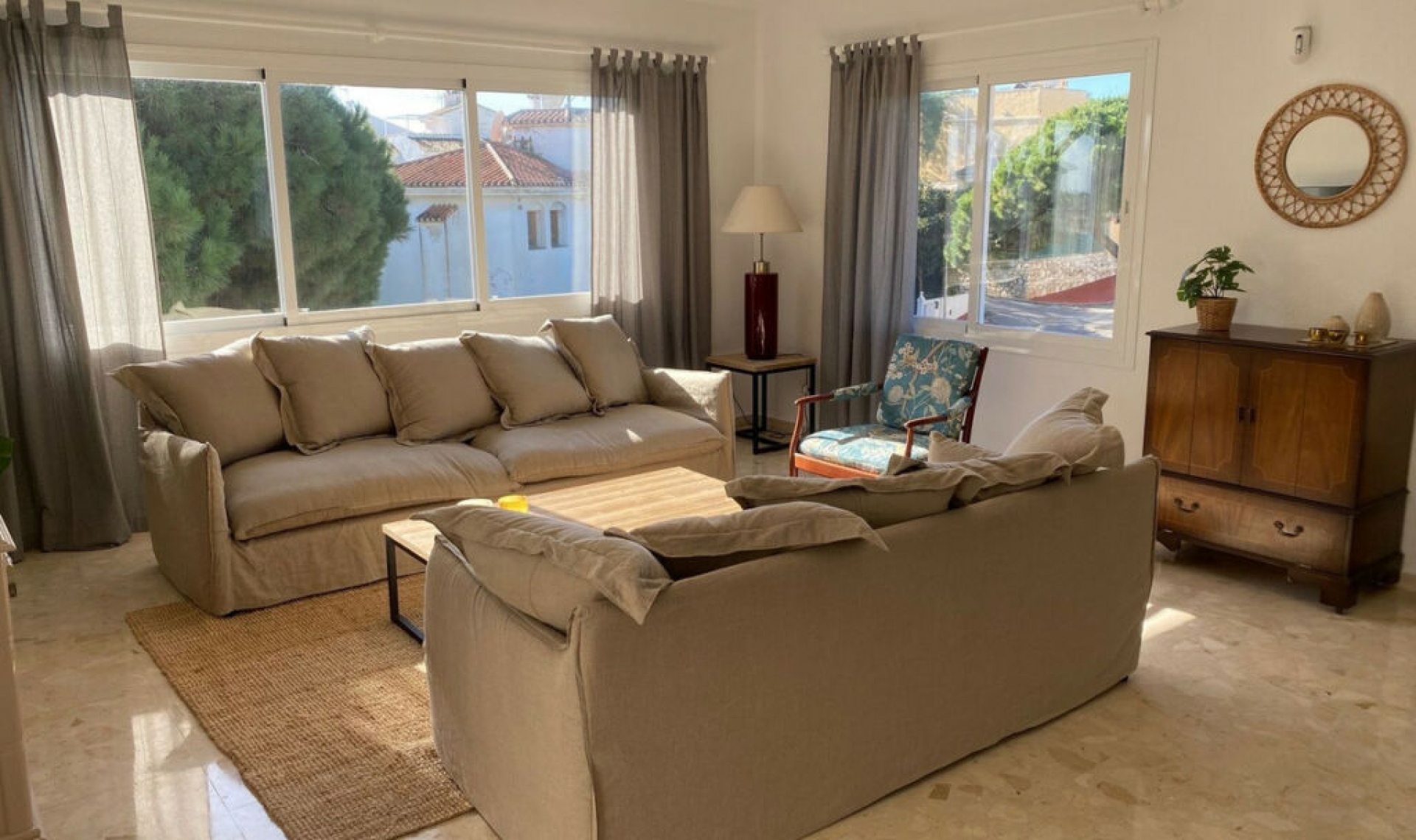 Resale - House -
Calahonda