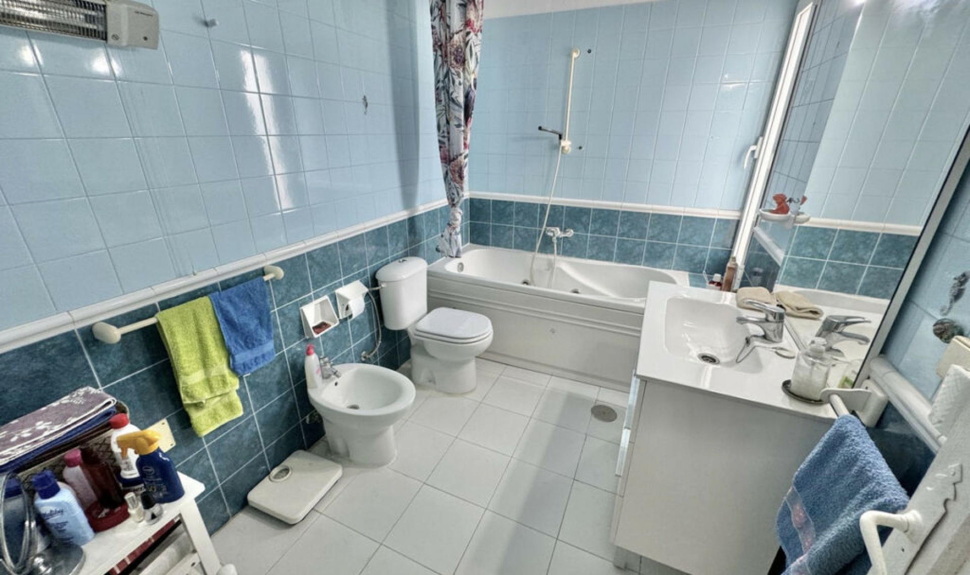 Resale - House -
Calahonda