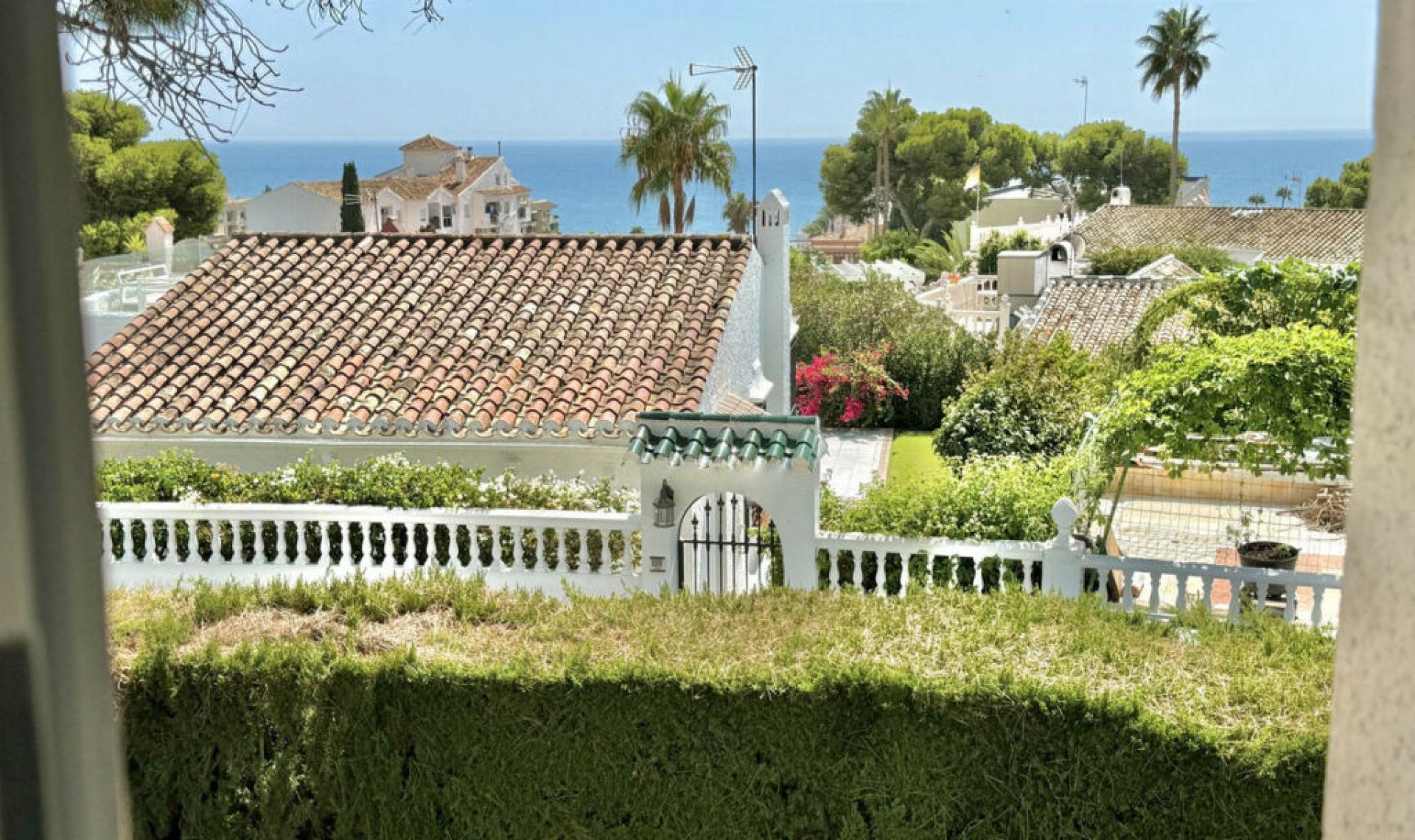 Resale - House -
Calahonda