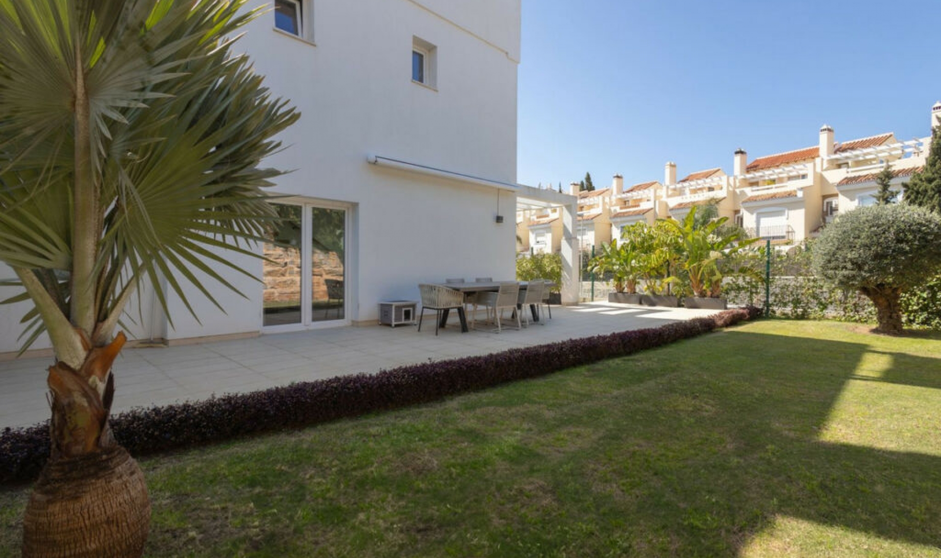 Resale - House -
Calahonda