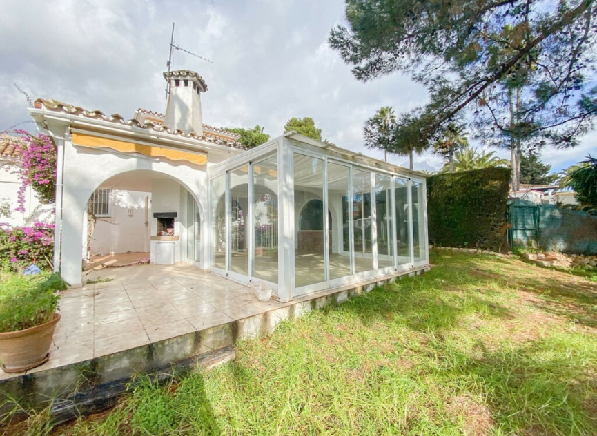 Resale - House -
Calahonda