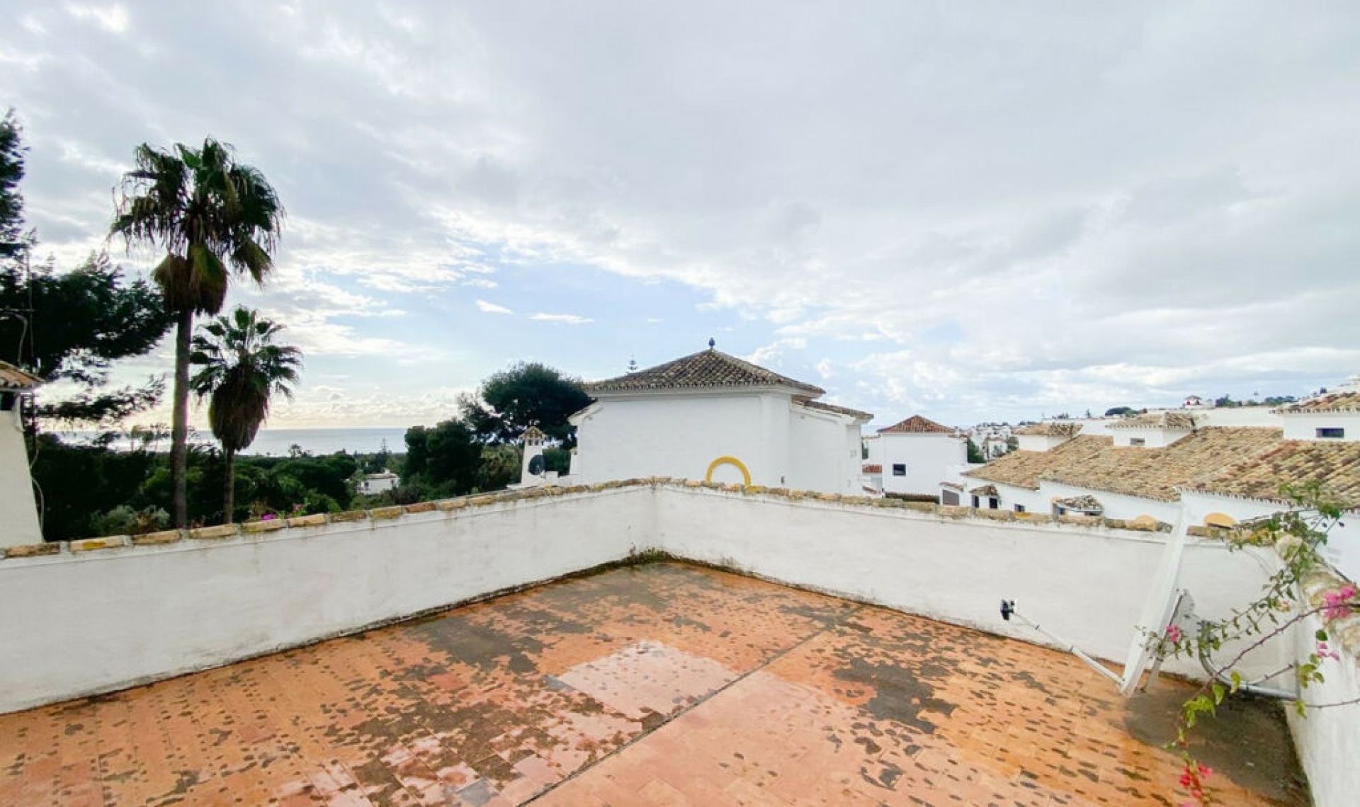 Resale - House -
Calahonda