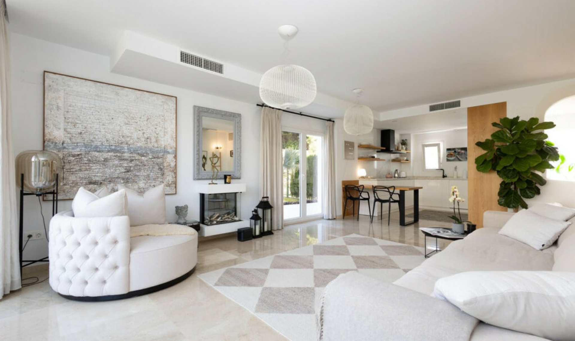 Resale - House -
Calahonda