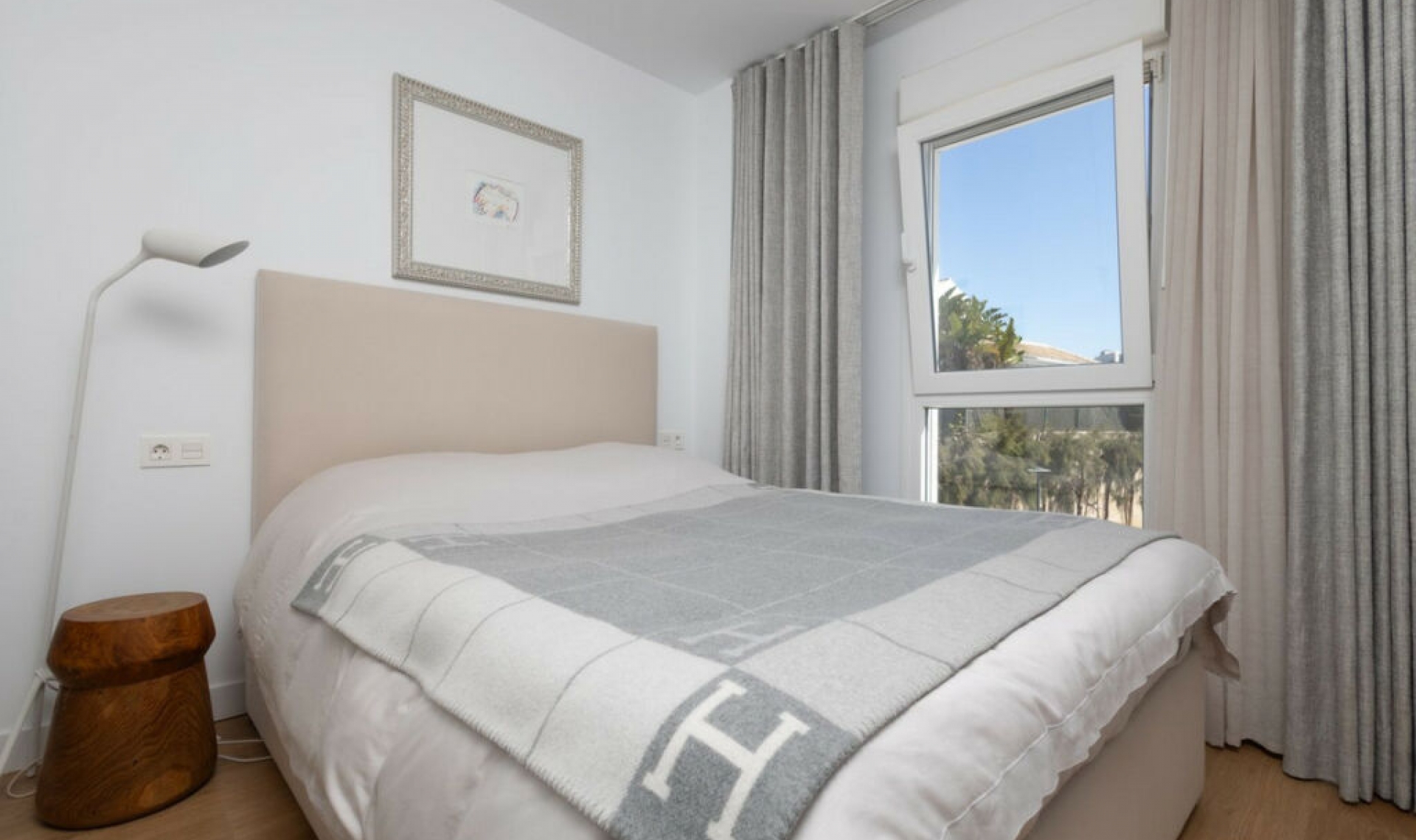 Resale - House -
Calahonda