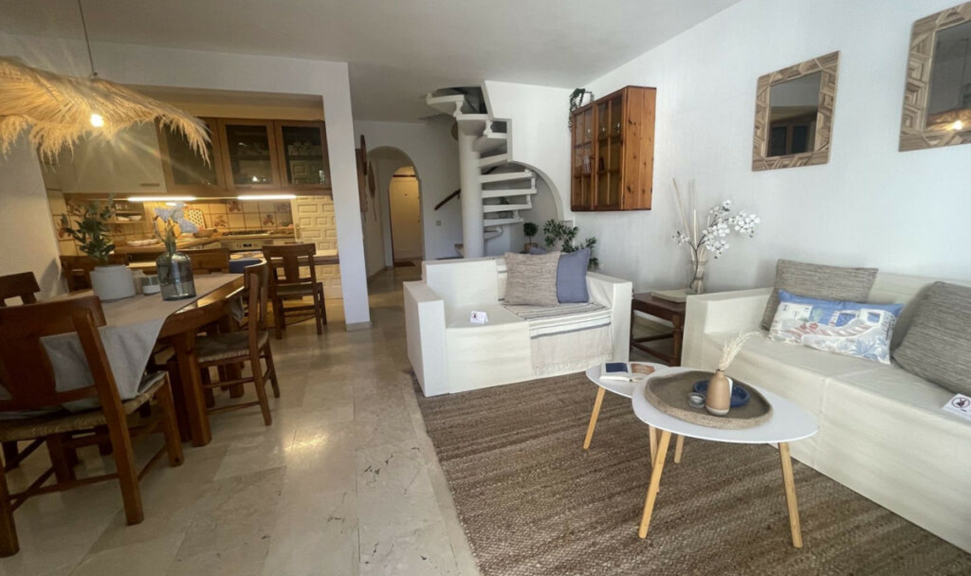 Resale - House -
Calahonda
