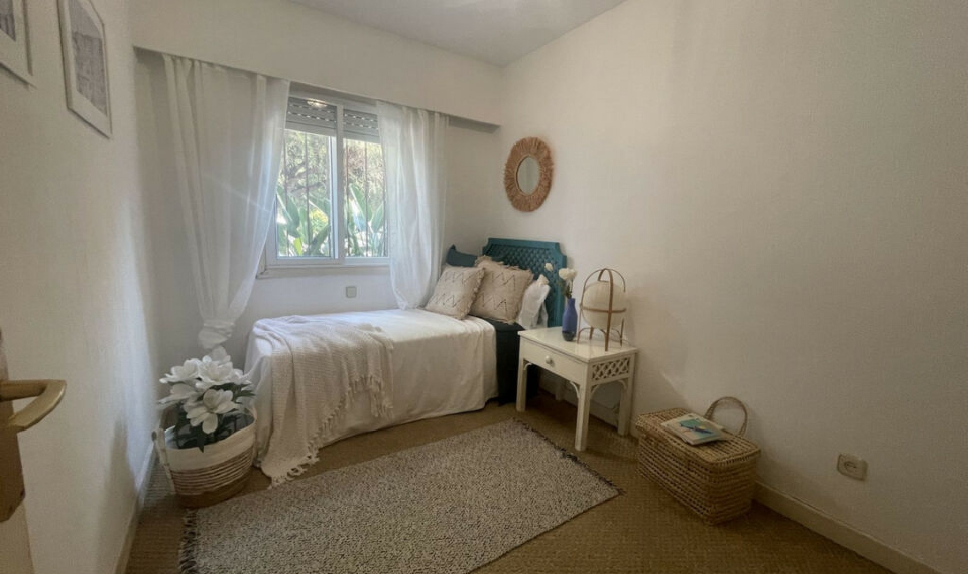Resale - House -
Calahonda