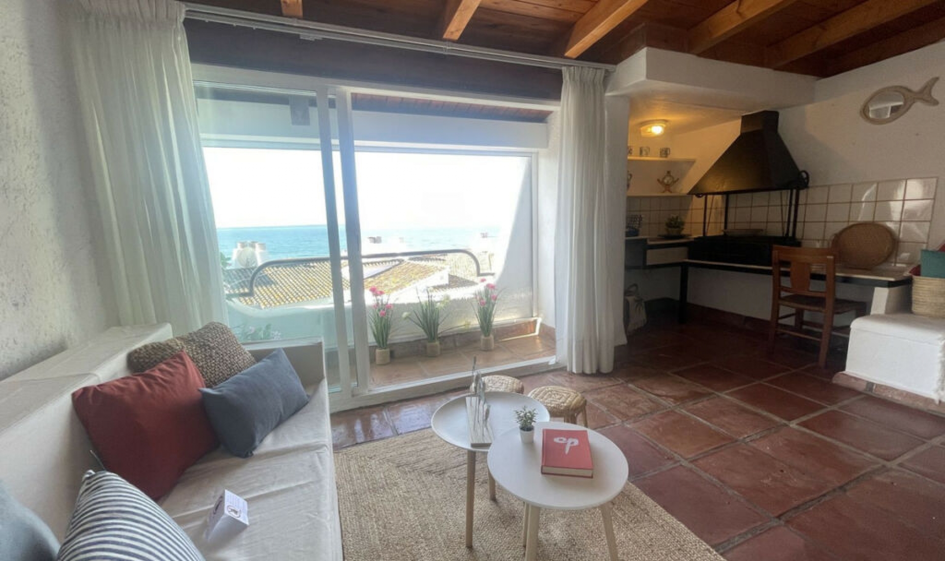 Resale - House -
Calahonda
