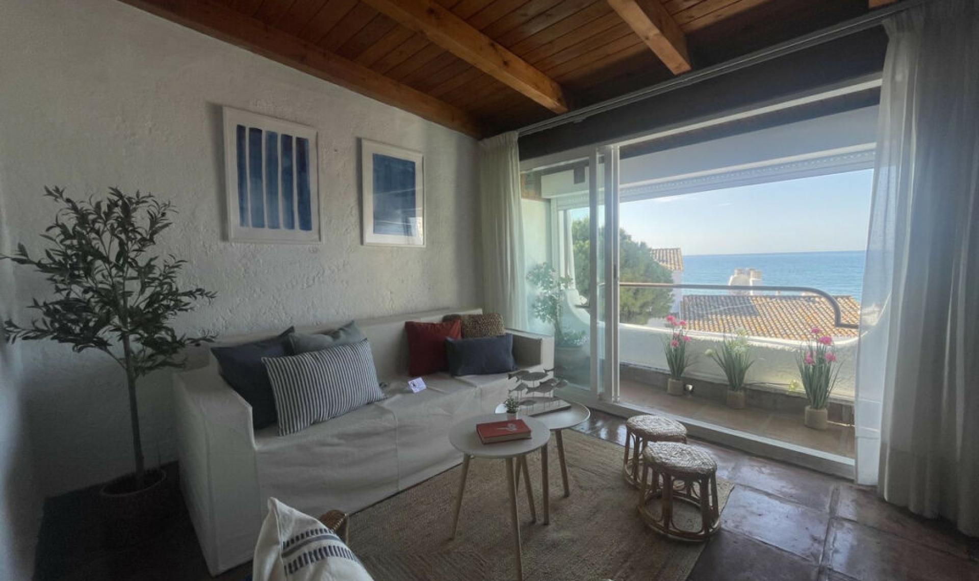 Resale - House -
Calahonda