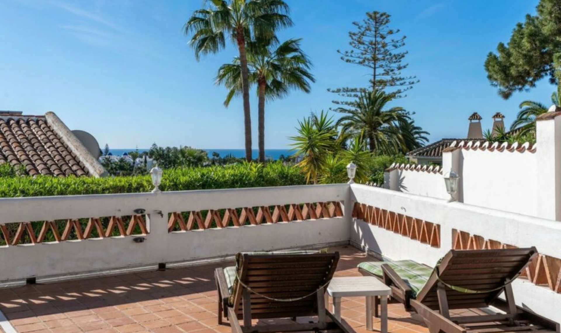 Resale - House -
Calahonda