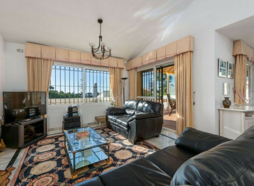 Resale - House -
Calahonda