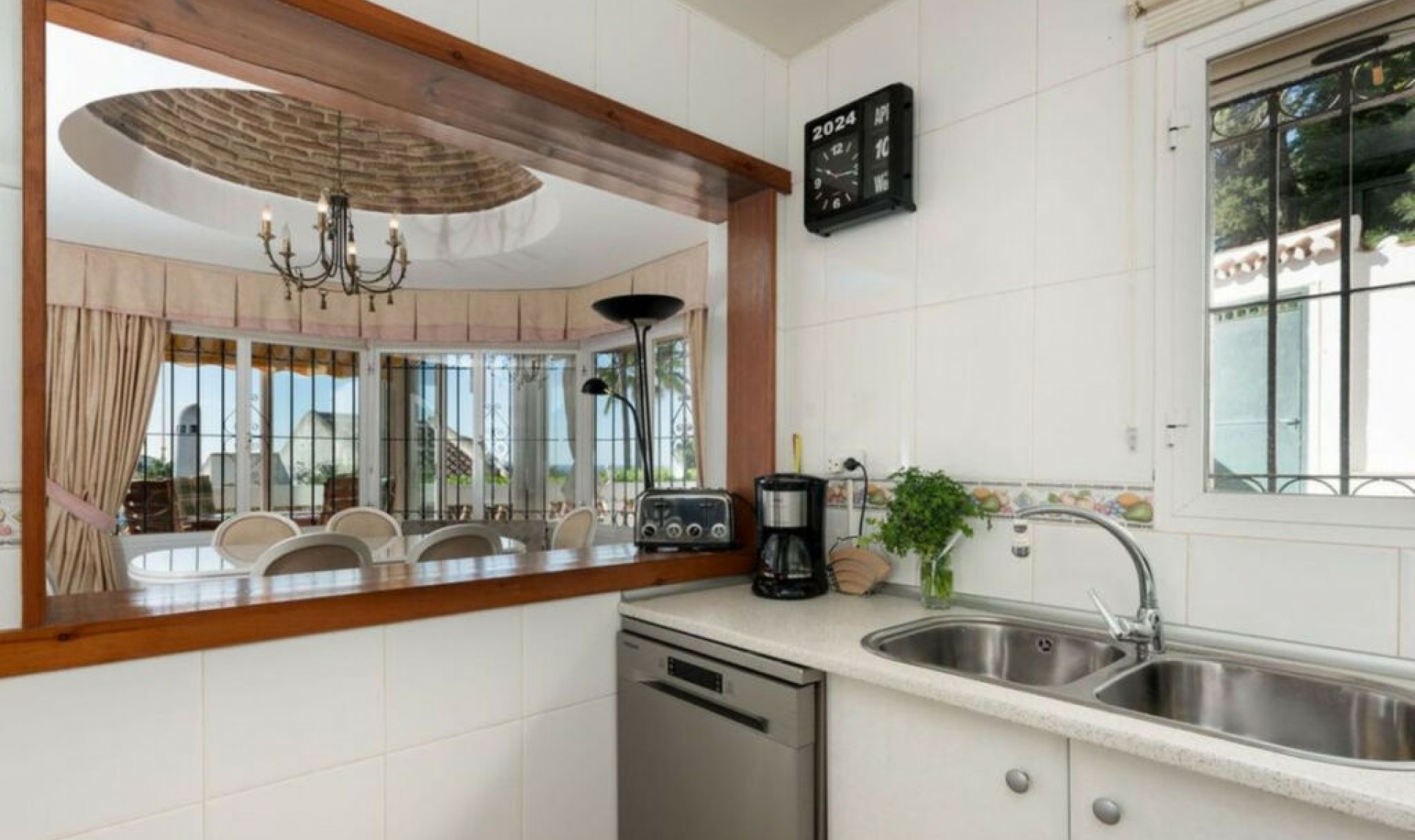 Resale - House -
Calahonda