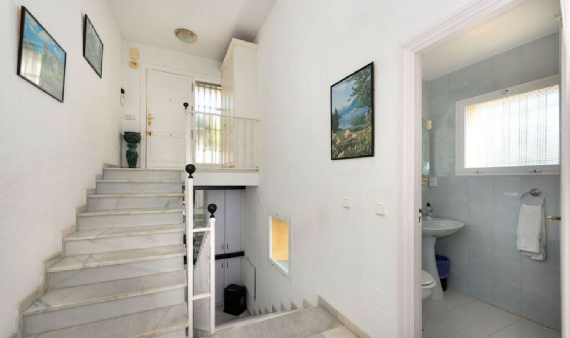 Resale - House -
Calahonda