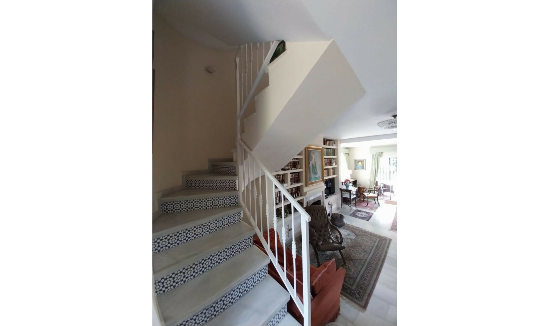 Resale - House -
Calahonda