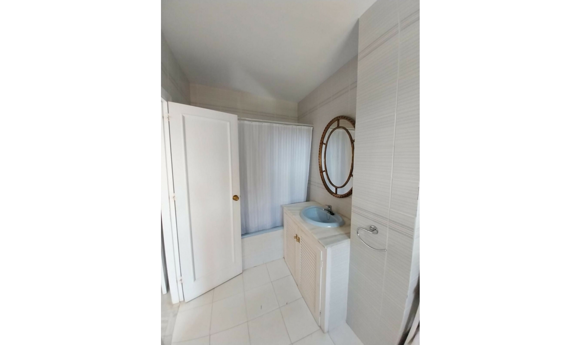 Resale - House -
Calahonda