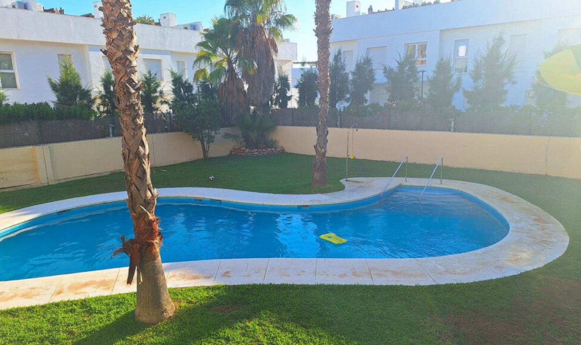 Resale - House -
Calahonda